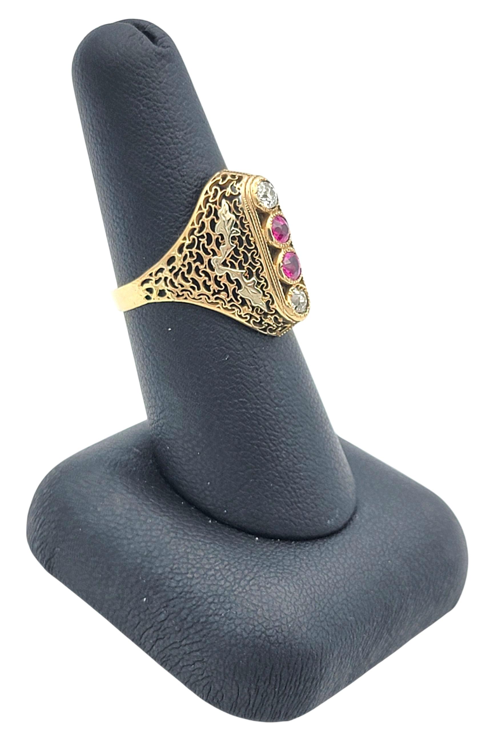 Anillo Navette Vintage de Zafiro Rosa y Diamante con Filigrana en Oro Amarillo de 14 Kilates en venta 5