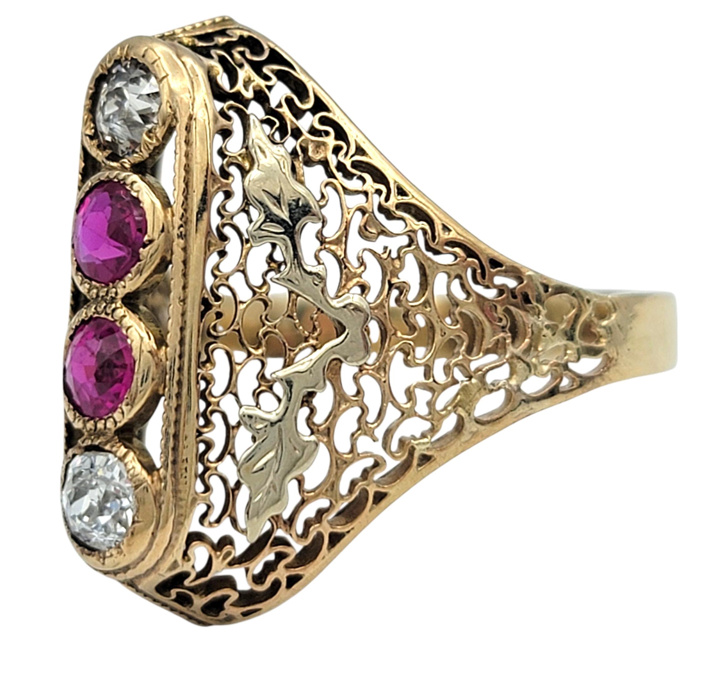 Anillo Navette Vintage de Zafiro Rosa y Diamante con Filigrana en Oro Amarillo de 14 Kilates Talla antigua en venta