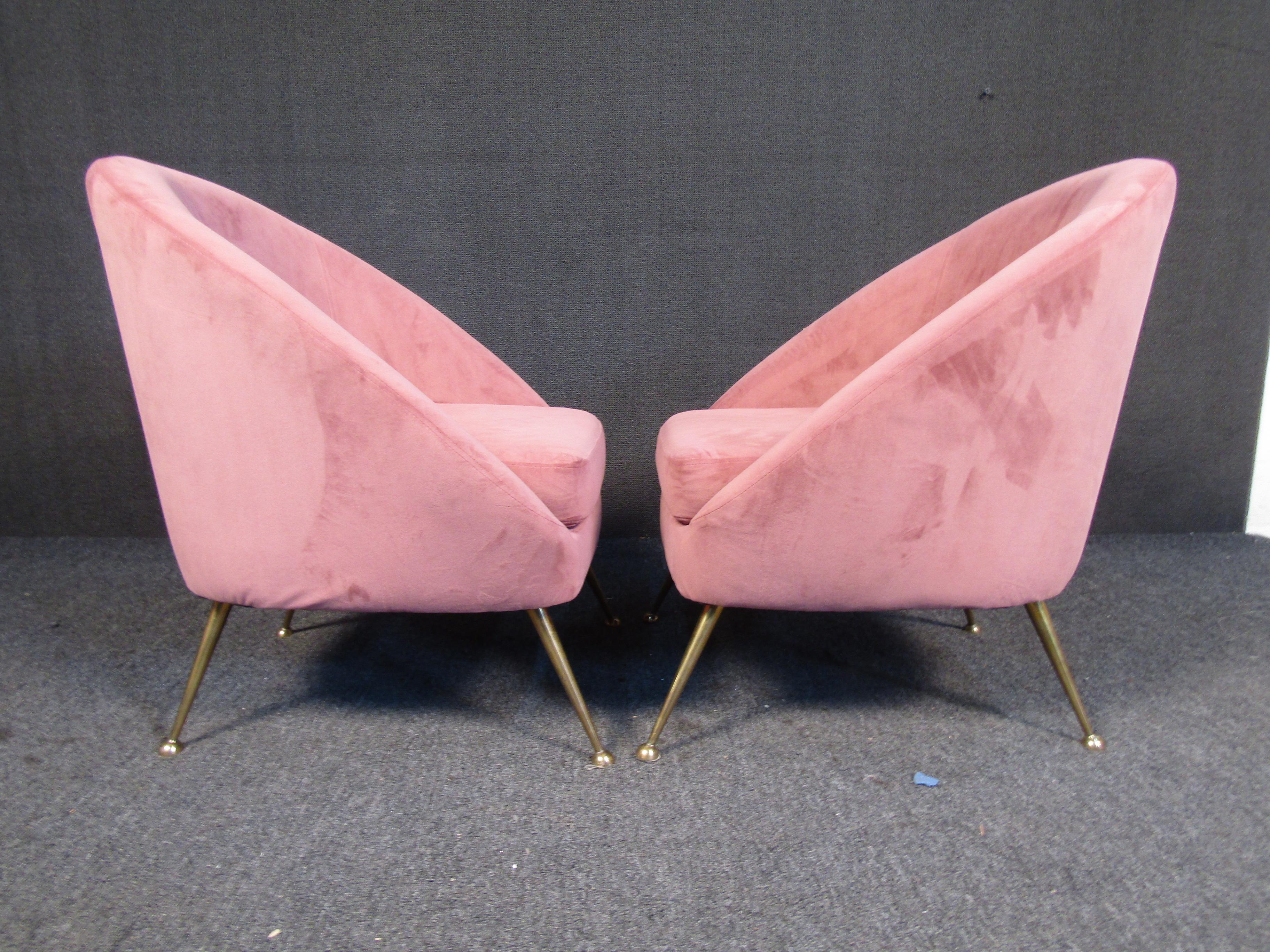 Vintage Pink Slipper Chairs in the Style of Gio Ponti In Good Condition For Sale In Brooklyn, NY