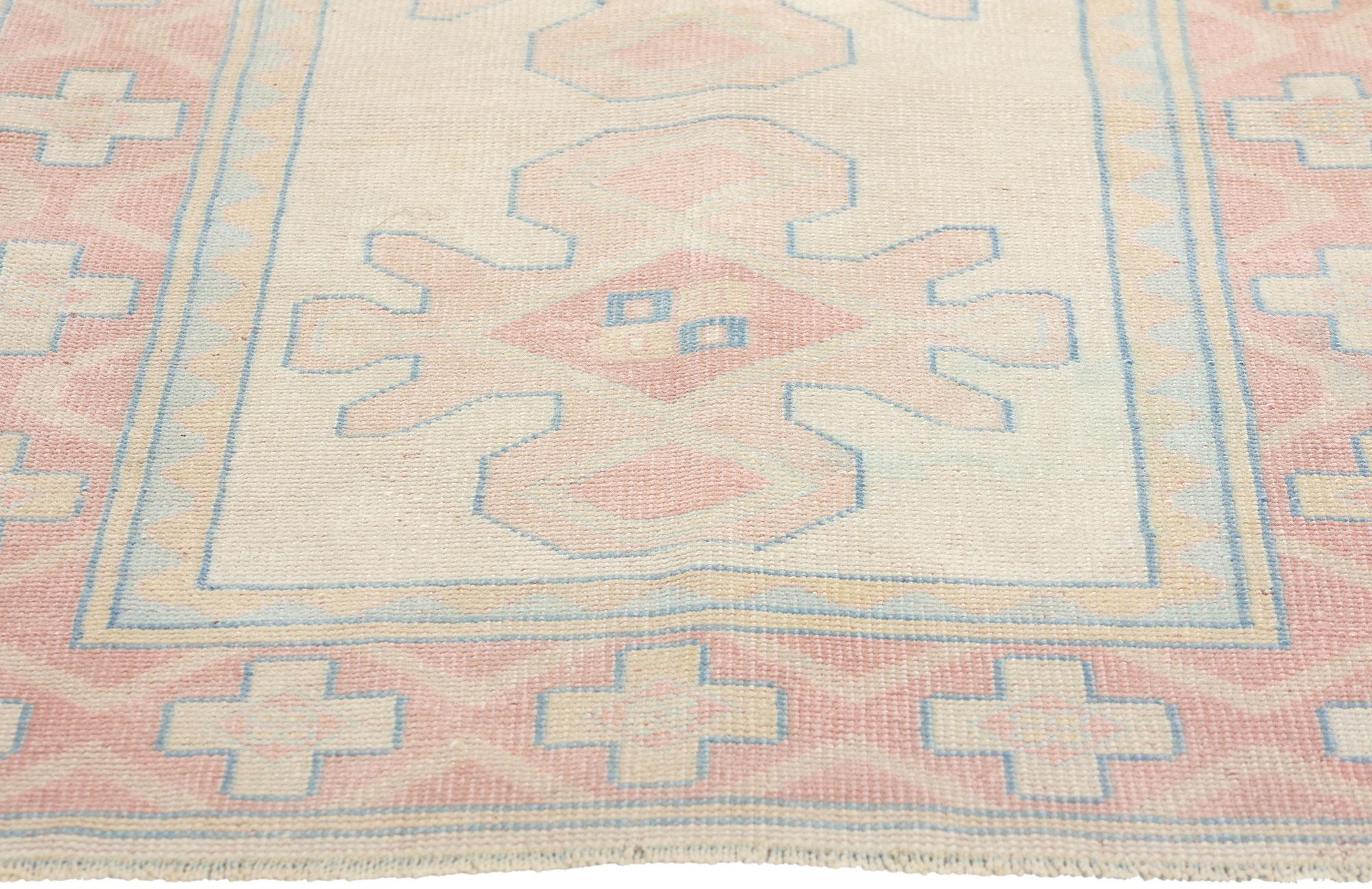 Vintage Pink Turkish Oushak Rug In Good Condition For Sale In Dallas, TX