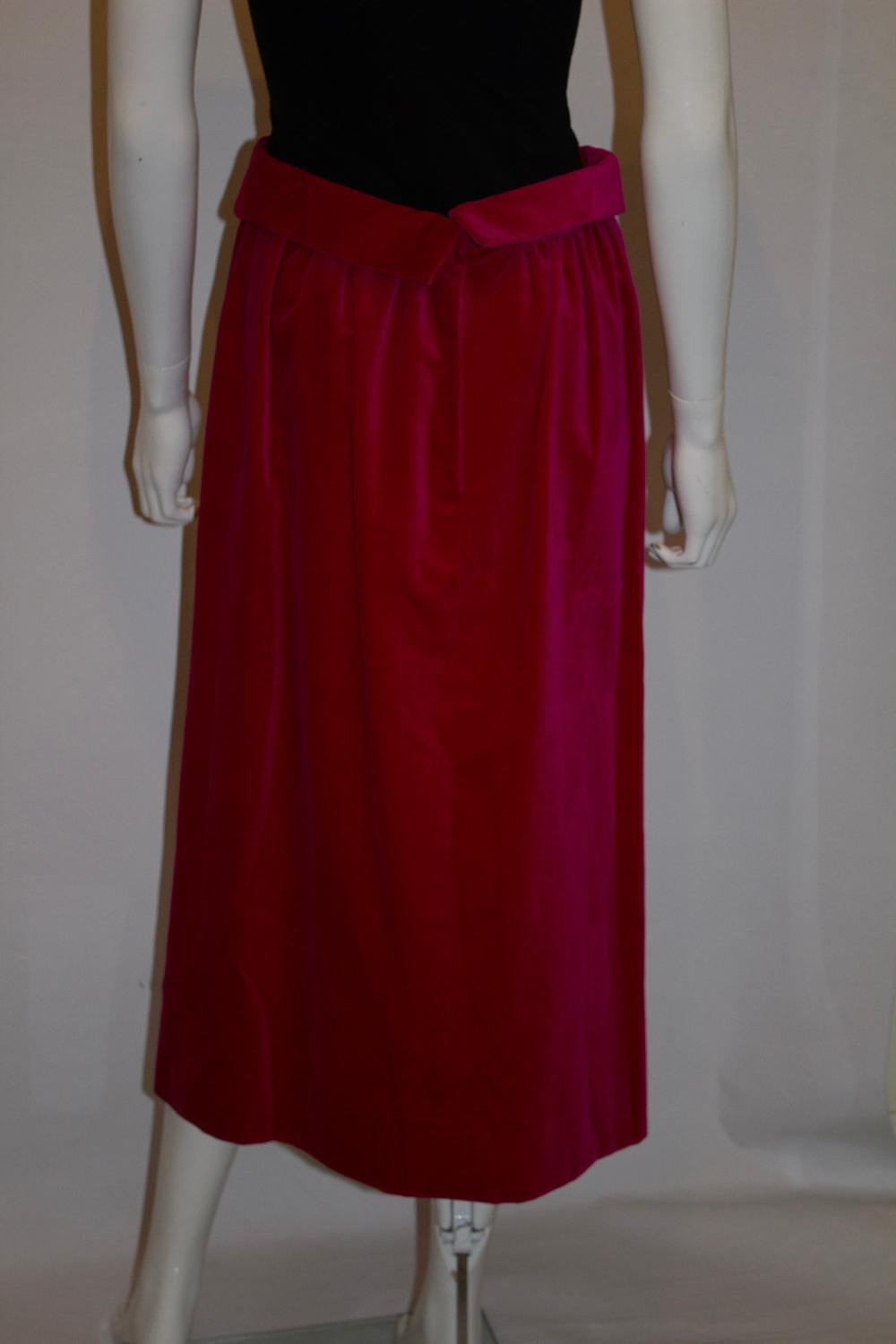 Gonna in velluto rosa vintage con cintura a giro In condizioni buone in vendita a London, GB