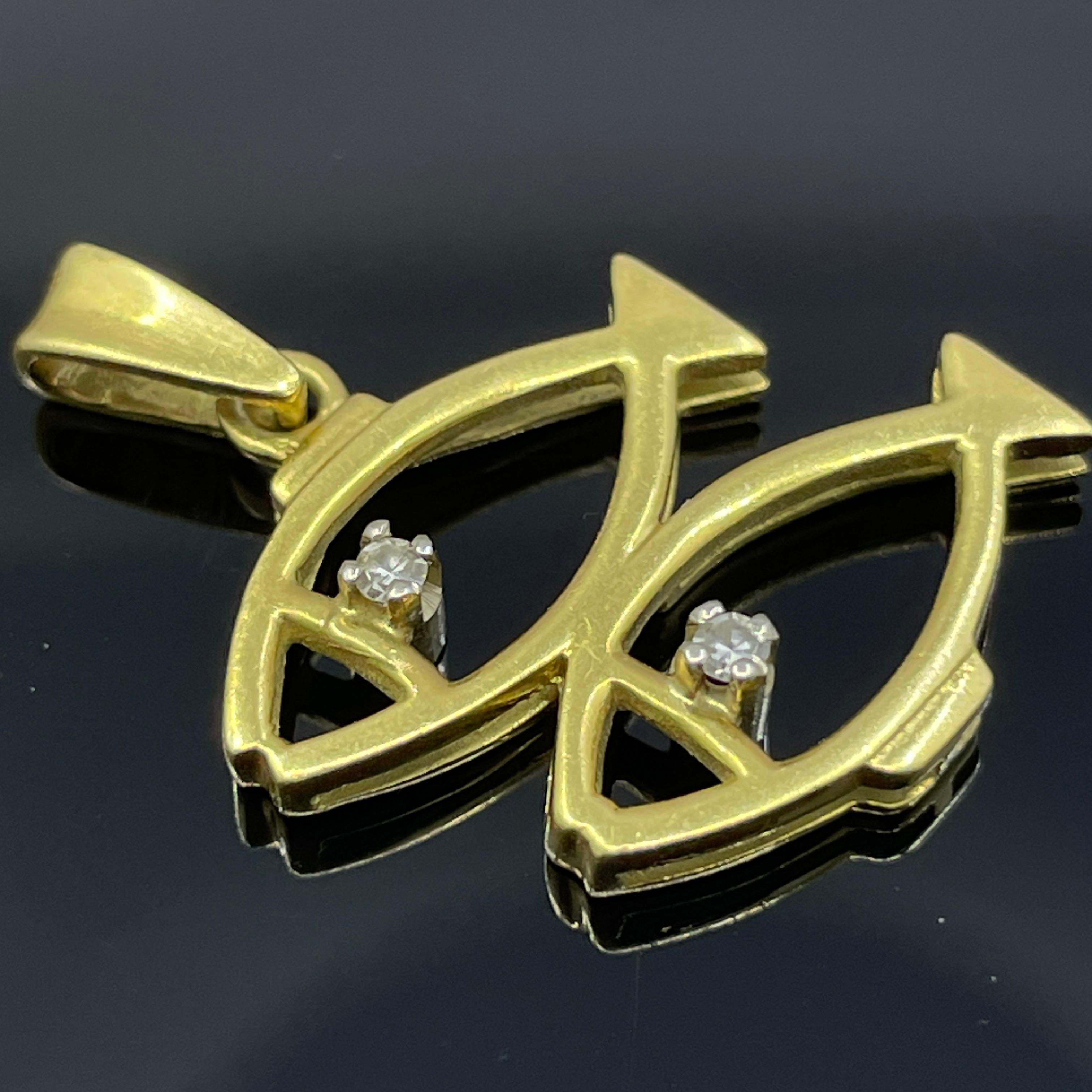 Pendentif vintage Poissons en or jaune 18k et diamants - Italie Bon état - En vente à Orlando, FL