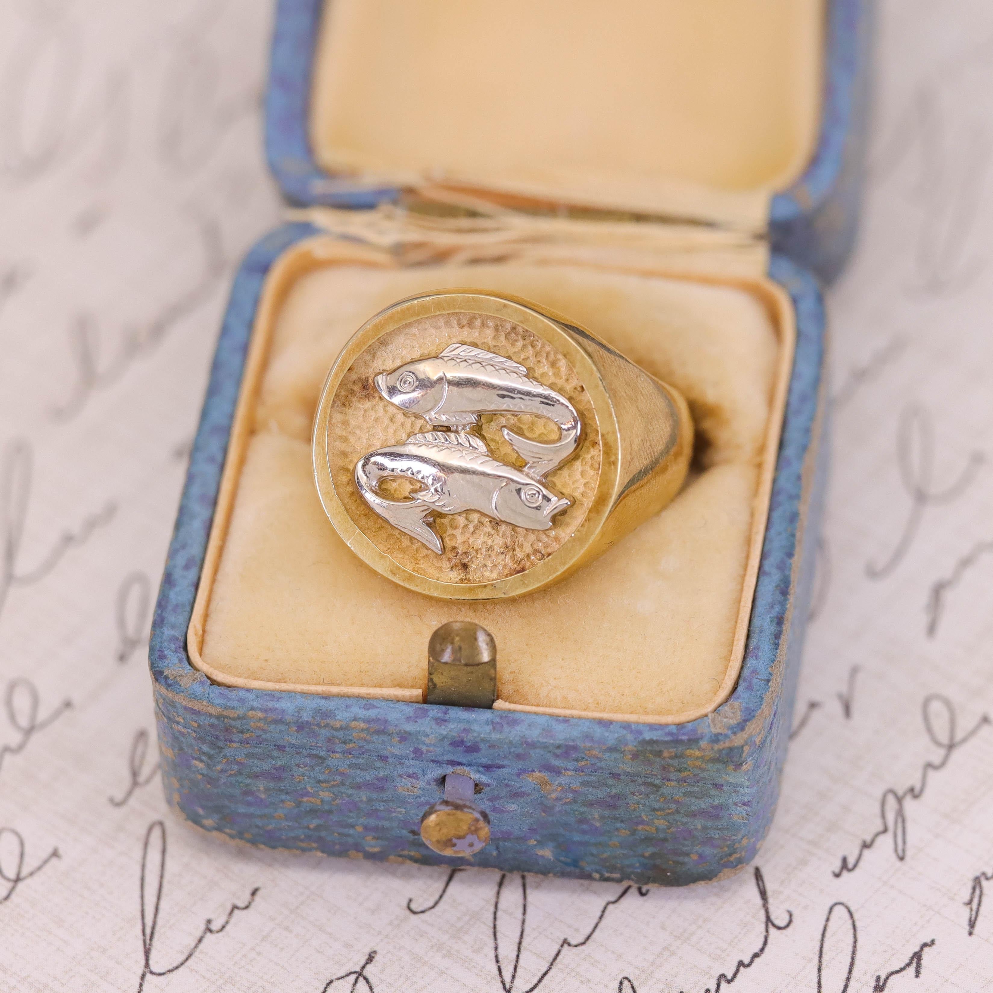 Anello Pesci d'epoca in oro giallo e bianco 14k in vendita 4