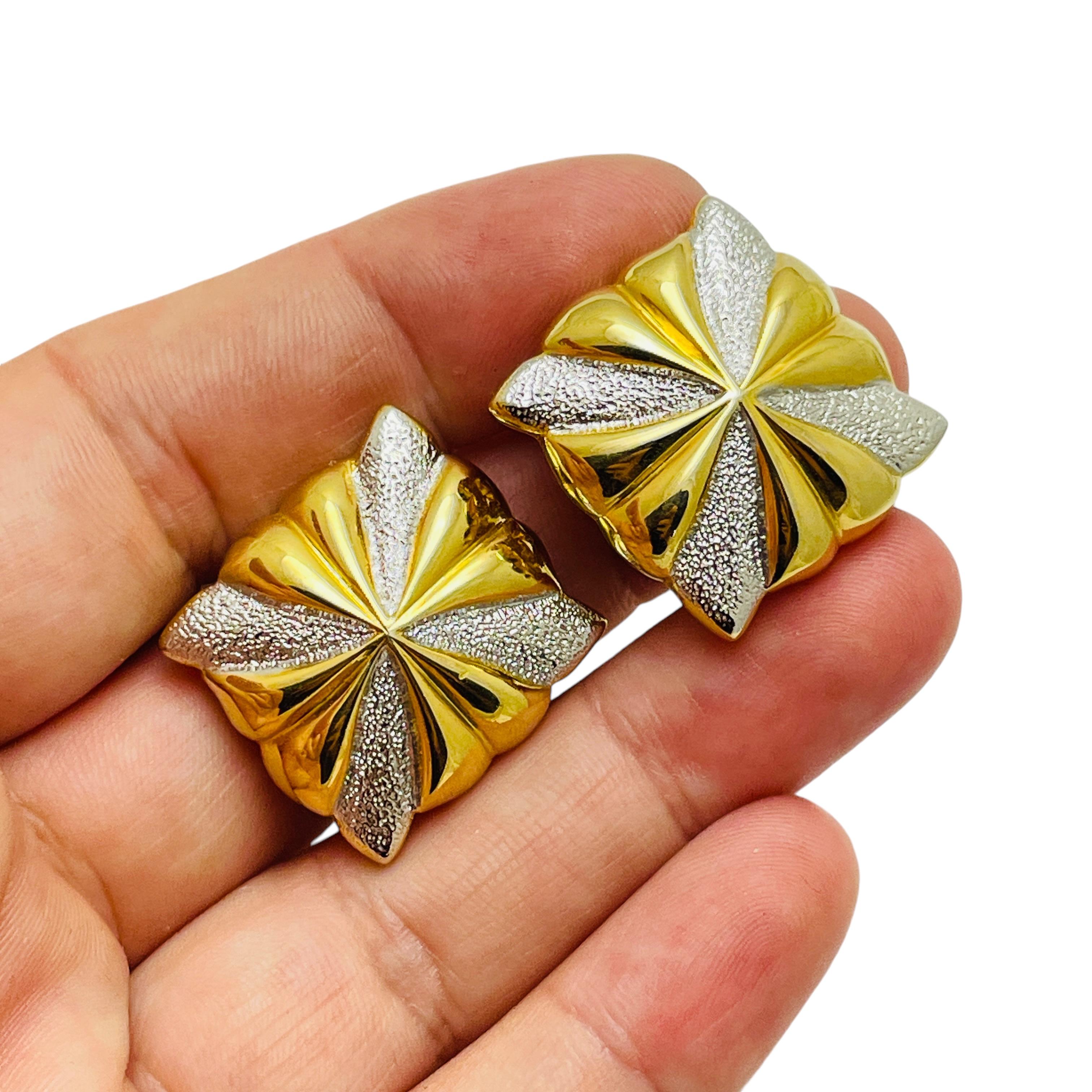 Women's Vintage PISCITELLI signed gold and silver tone massive designer clip on earrings For Sale