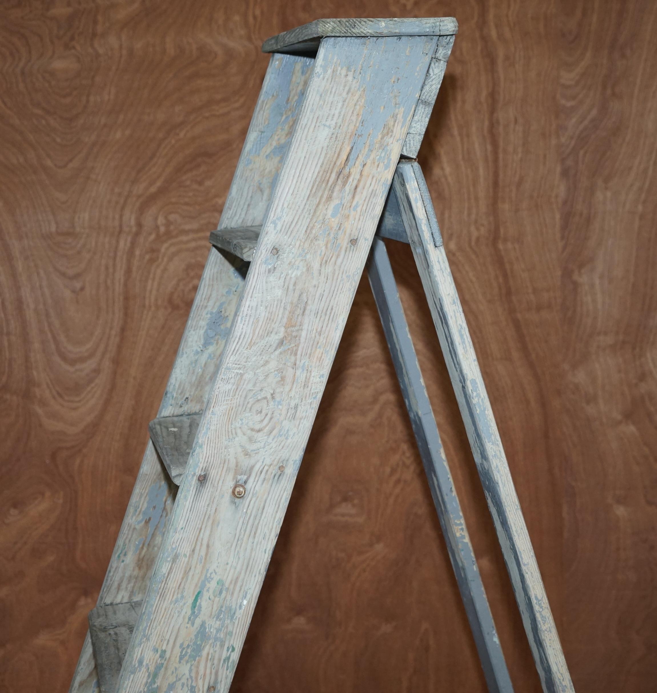 Vintage Pitch Pine circa 1920's Original Aqua Blue Paint Decorators Ladder For Sale 1