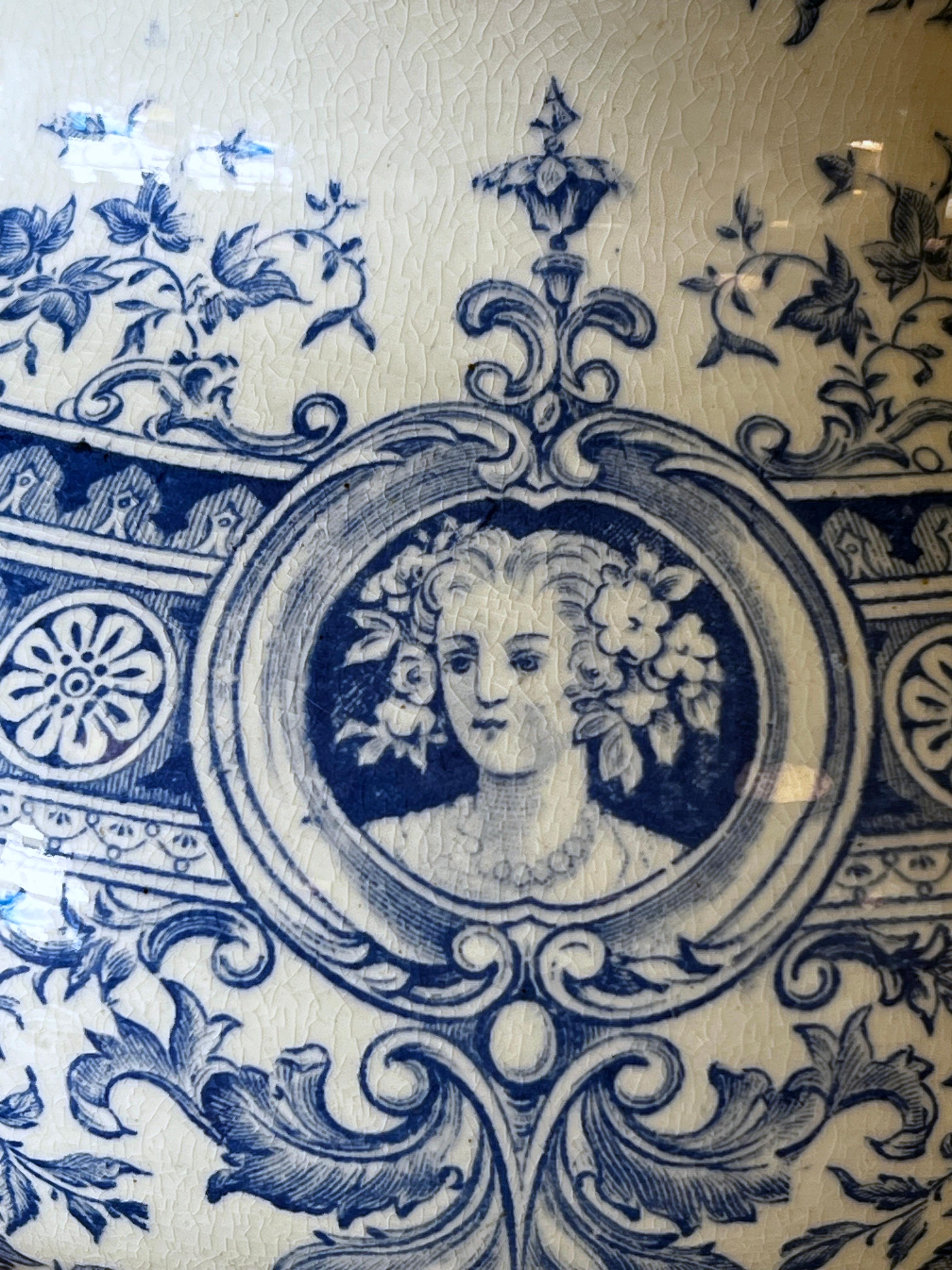 Vintage Krug des französischen Herstellers Sarreguemines Ende des 19. (Spätes 19. Jahrhundert) im Angebot