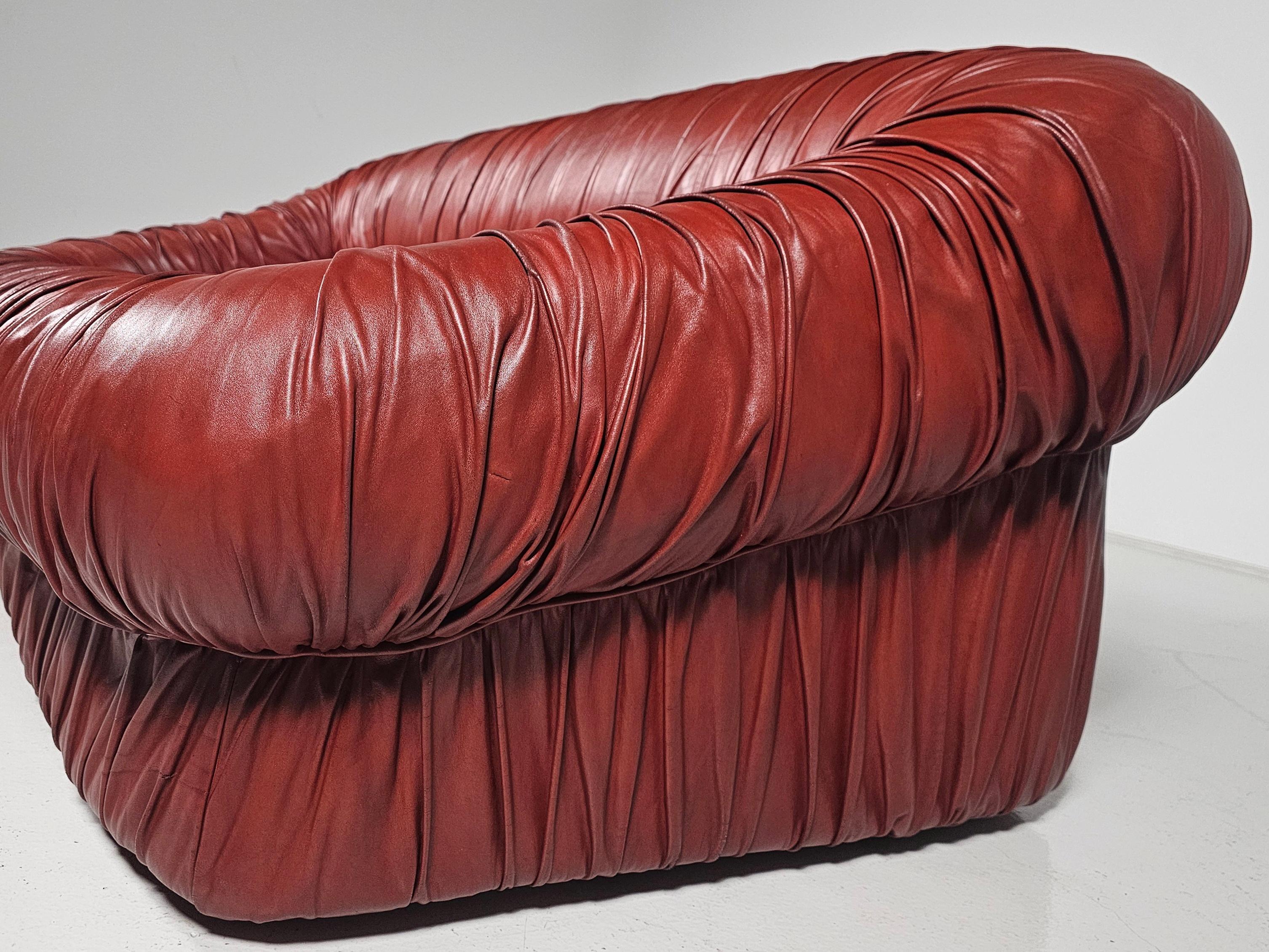 Burgunderrotes Sofa „Piumino“  De Pas, D'Urbino und Lomazzi für Dall'Oca, 1970er-Jahre (Ende des 20. Jahrhunderts) im Angebot