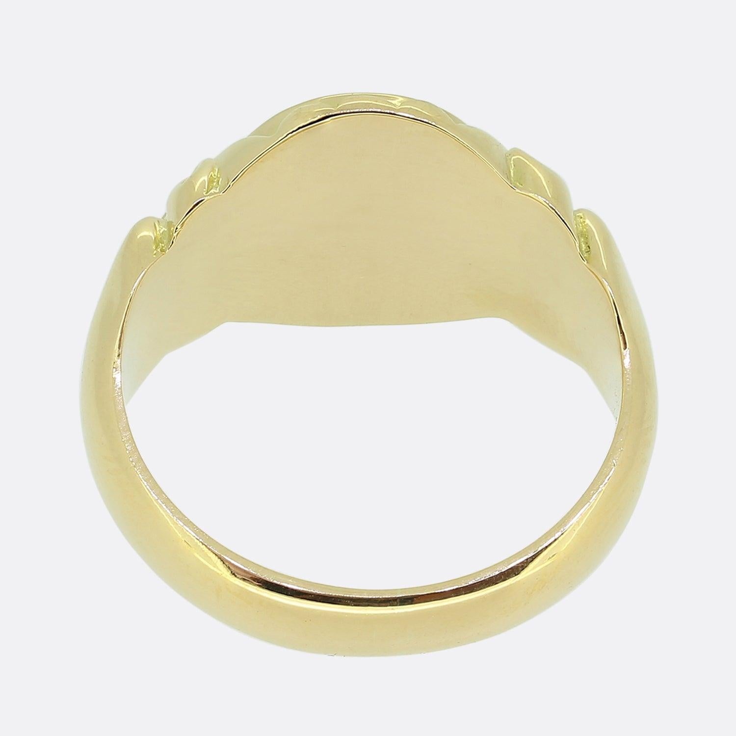 Men's Vintage Plain Oval Signet Ring For Sale