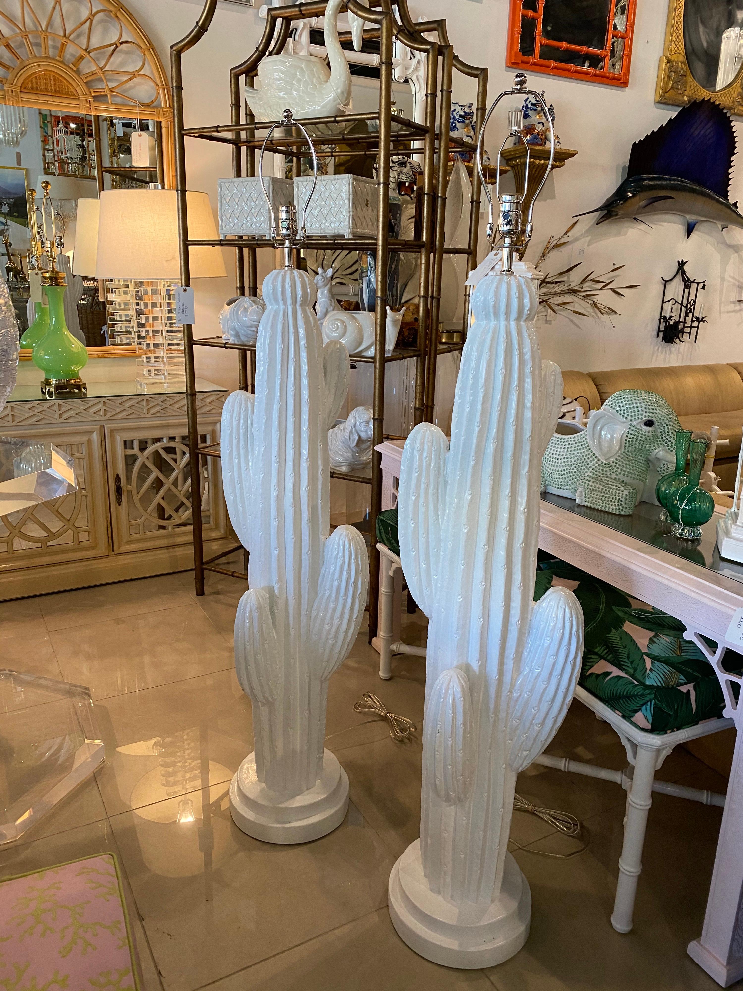 Lovely vintage plaster cactus floor lamp. This has been rewired and has all new chrome hardware. Newly lacquered in a white gloss. Perfect for the modern Palm Springs vibe. Two available.
Measures: Height to top of socket 51
Height to top of
