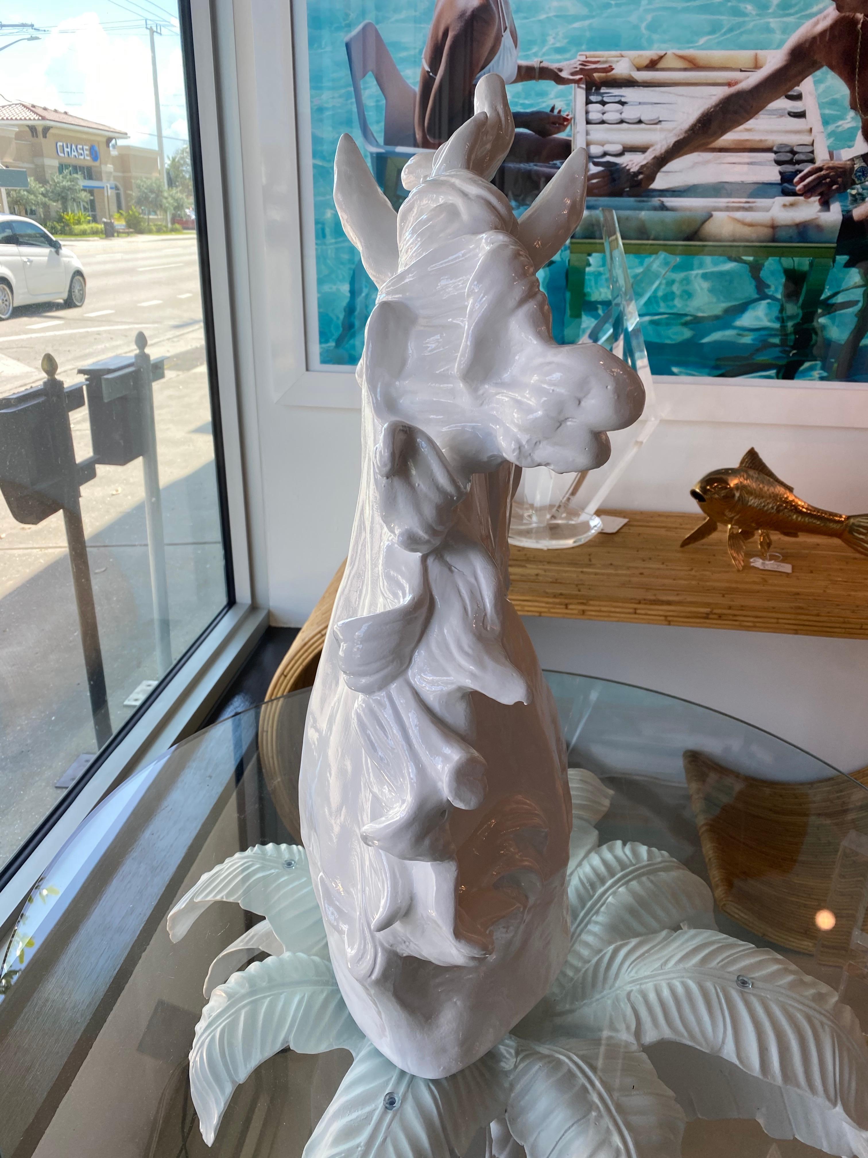 Vintage Plaster White Lacquered Modern Large Horse Head Statue In Good Condition For Sale In West Palm Beach, FL