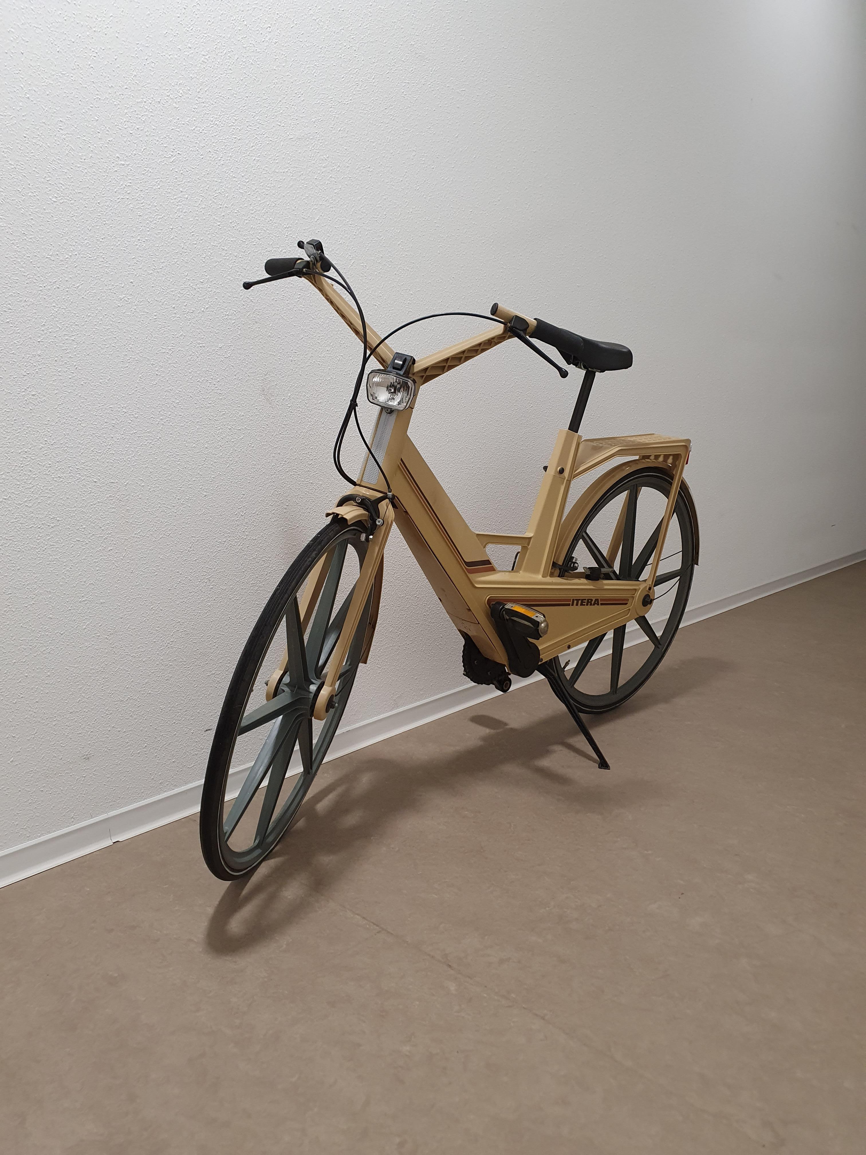 Late 20th Century Vintage plastic bike Itera from Volvo Sweden, 1980s For Sale