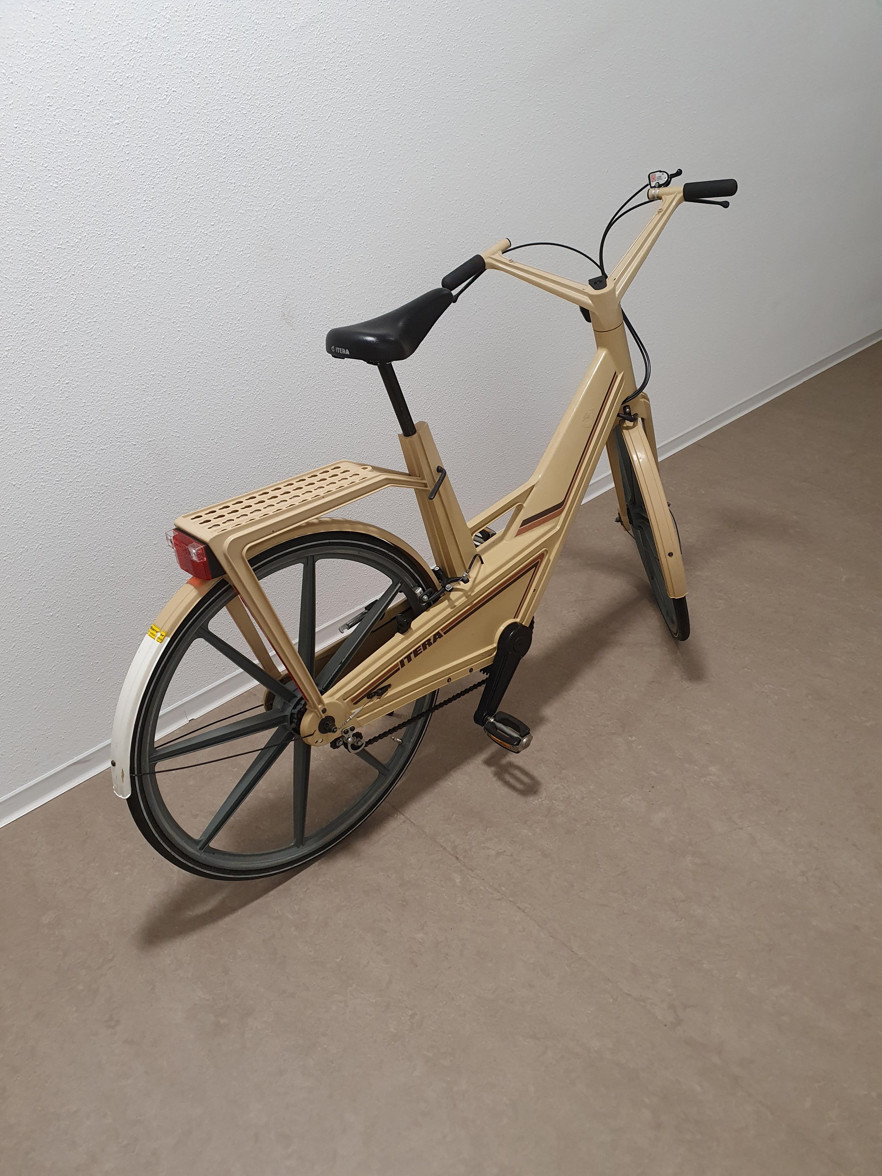 Vintage plastic bike Itera from Volvo Sweden, 1980s For Sale 1