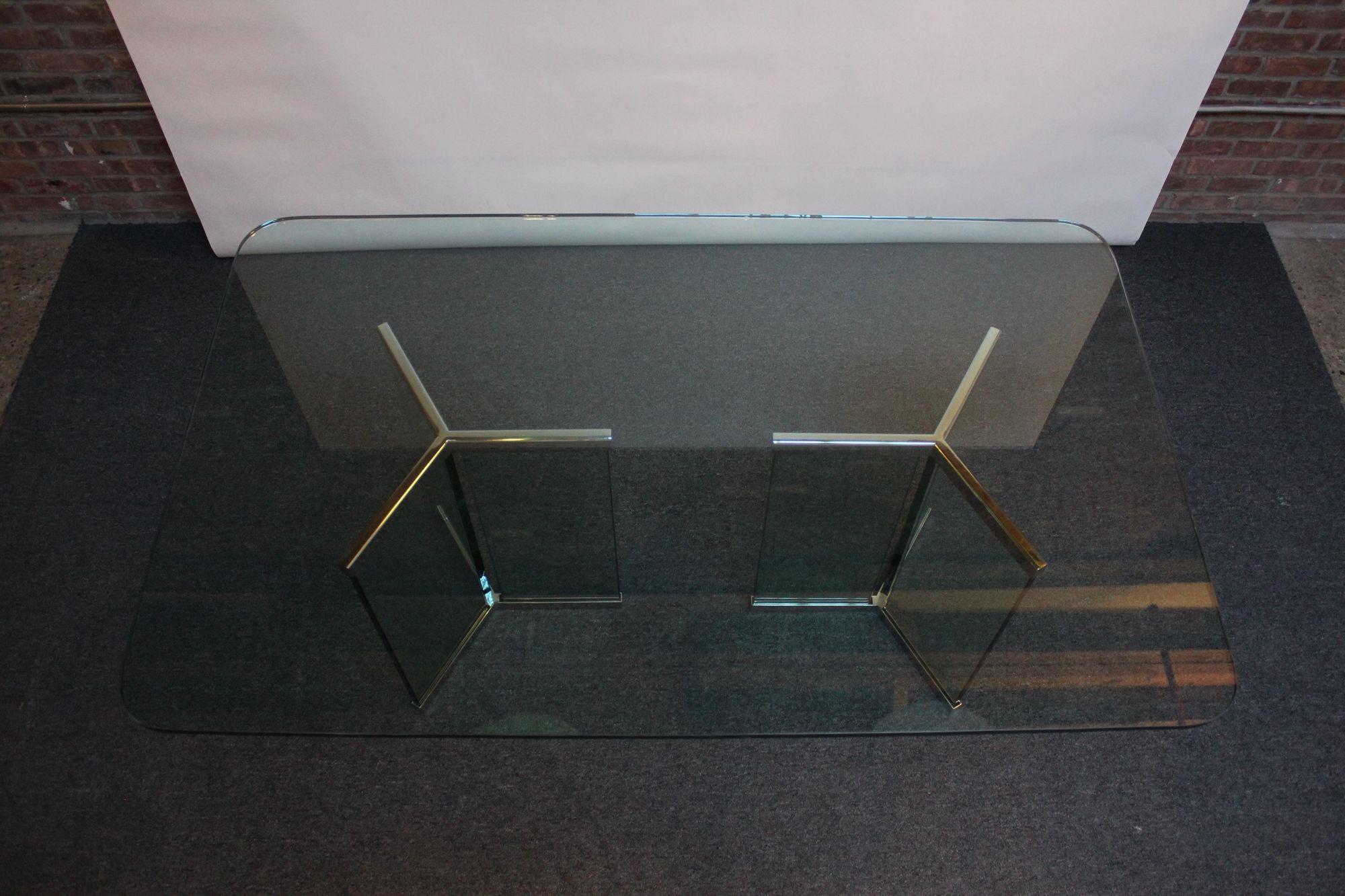 Vintage Plate Glass and Chrome Dining Table Model 6060 by Leon Rosen for Pace In Good Condition For Sale In Brooklyn, NY