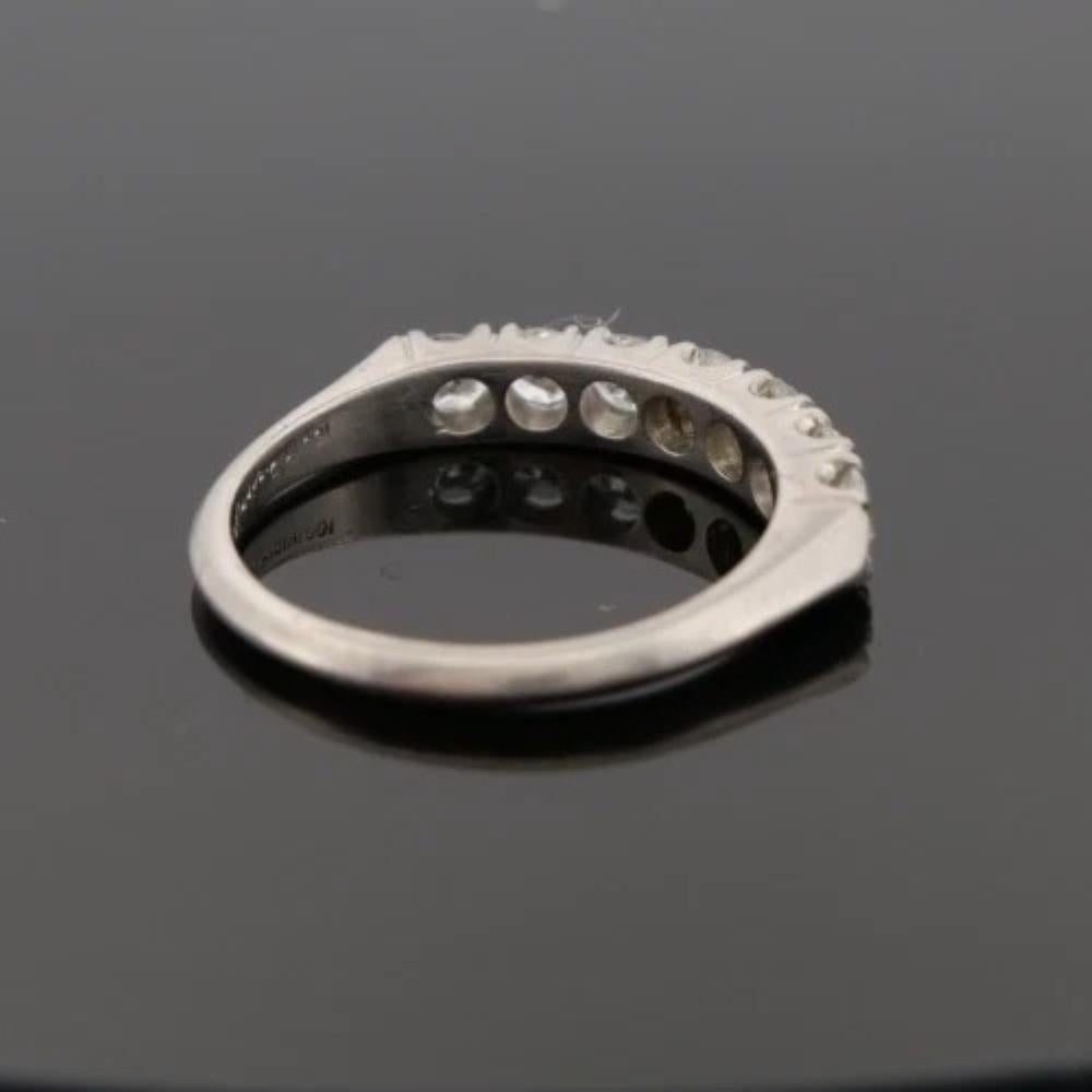 Art Déco Anello vintage in platino da 0,55 carati con 7 diamanti rotondi Brilliante Misura 5,5 in vendita