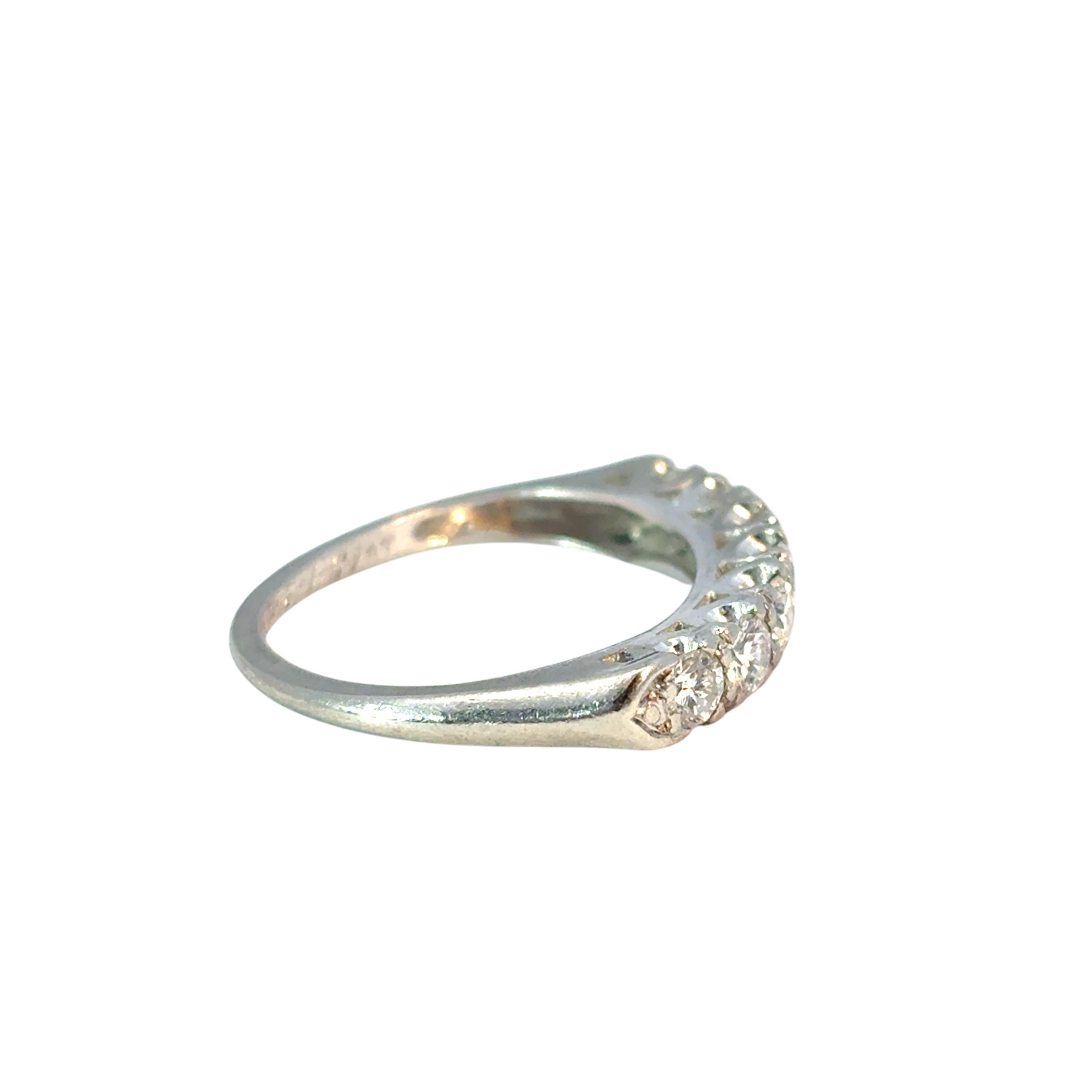 De las mujeres Anillo de diamantes vintage en platino de 0,70 ctw en venta
