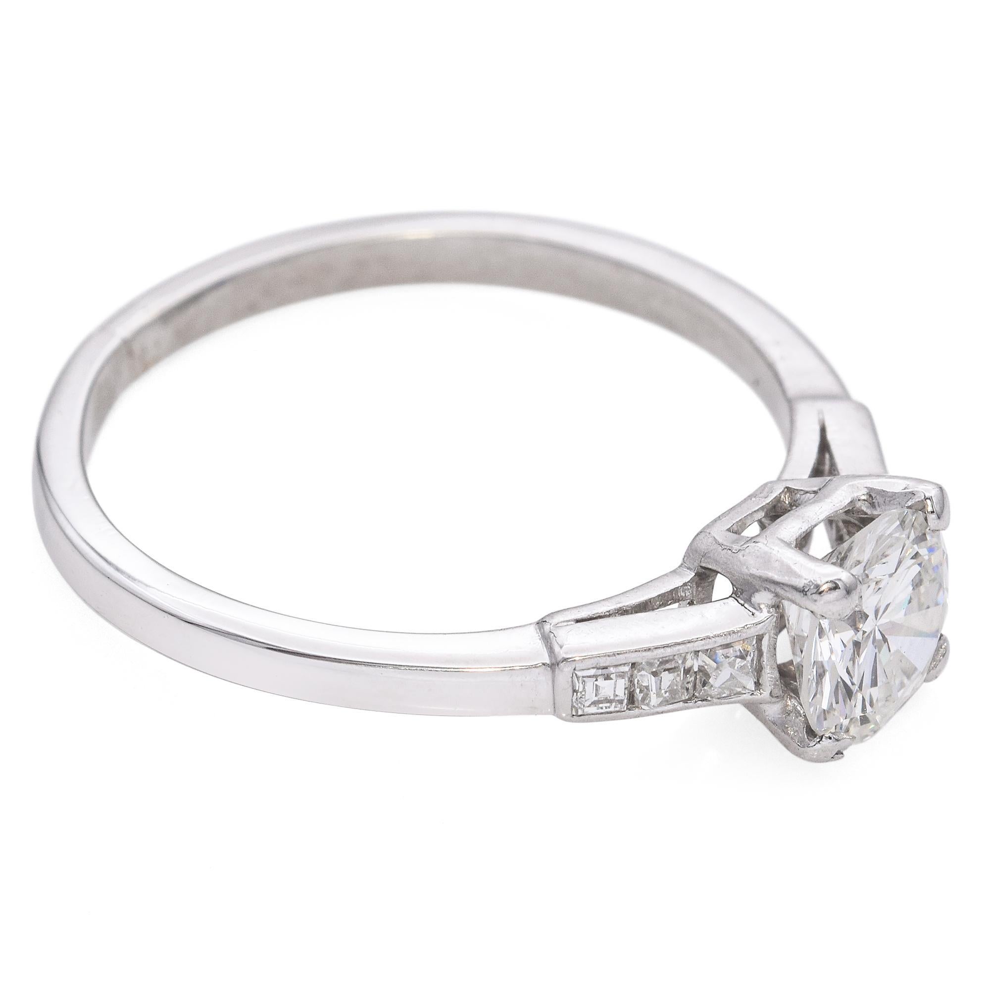 Anillo de compromiso de diamantes vintage en platino 0,73 ct F VS1 GIA en venta 2