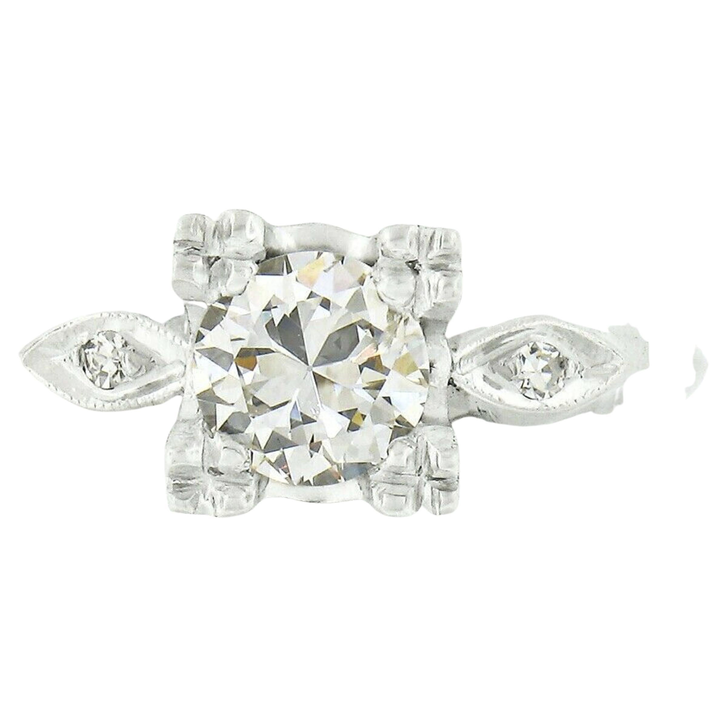 Anillo de compromiso solitario de platino vintage de 0,73 ctw con diamante europeo antiguo en garras en venta