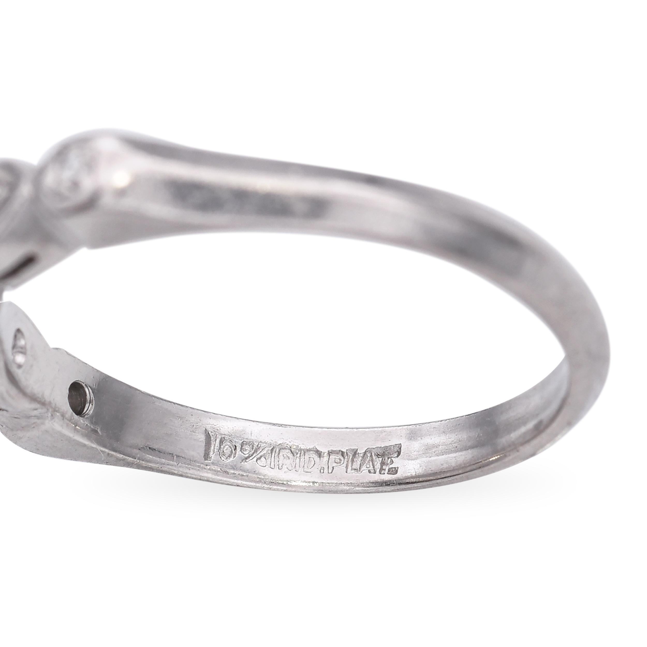 Bague de fiançailles Vintage en platine 0.90tcw Diamond en vente 2