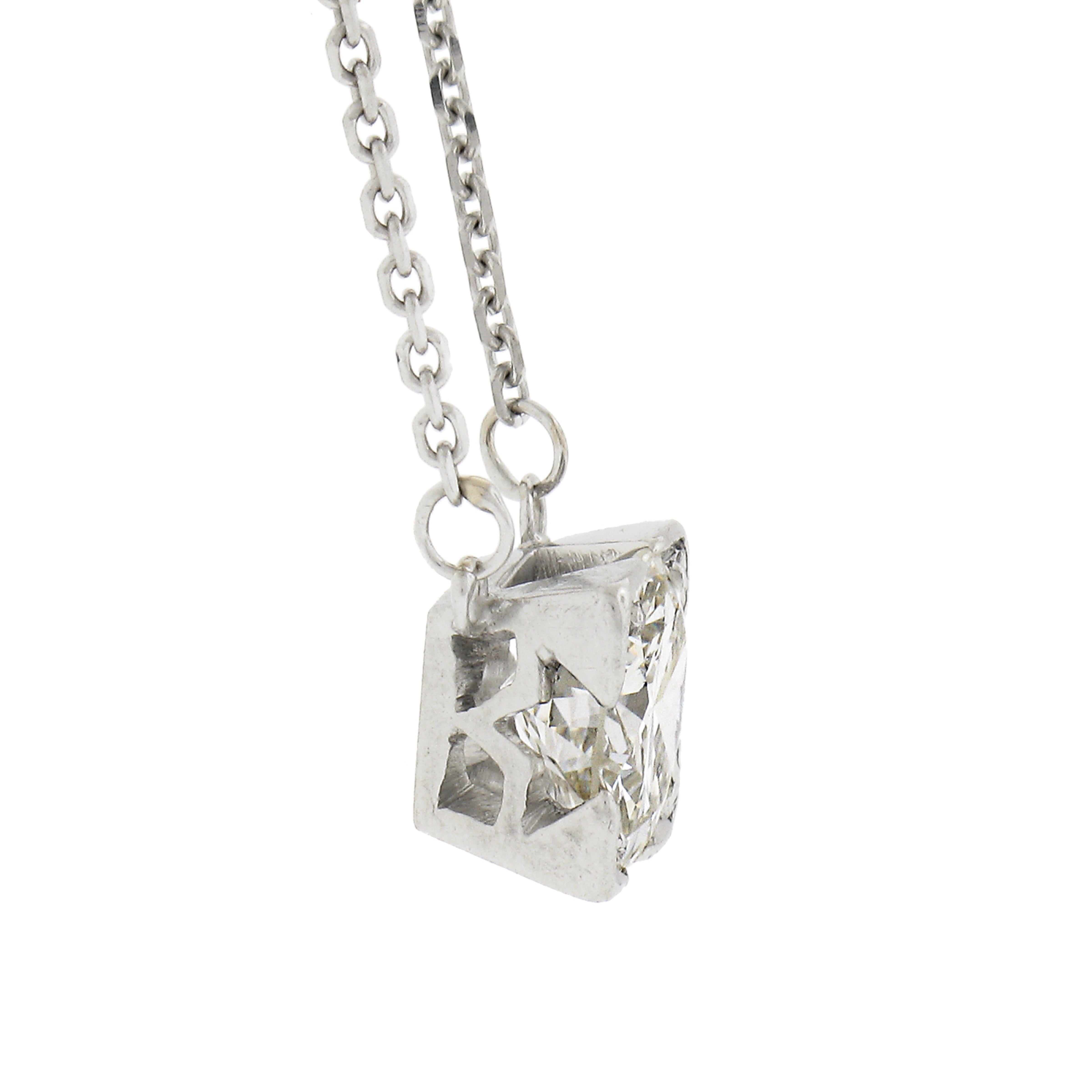 Colgante cuadrado vintage de platino con diamante redondo solitario de 0,92 ct y cadena de cable en Excelente estado para la venta en Montclair, NJ