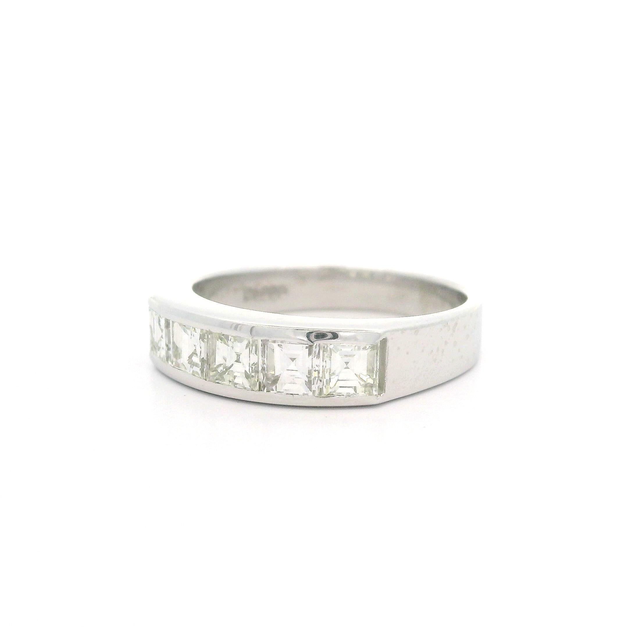 Vintage Platinum 1.01ct Square Step Carre Cut Channel Diamond 5 Stone Band Ring 9