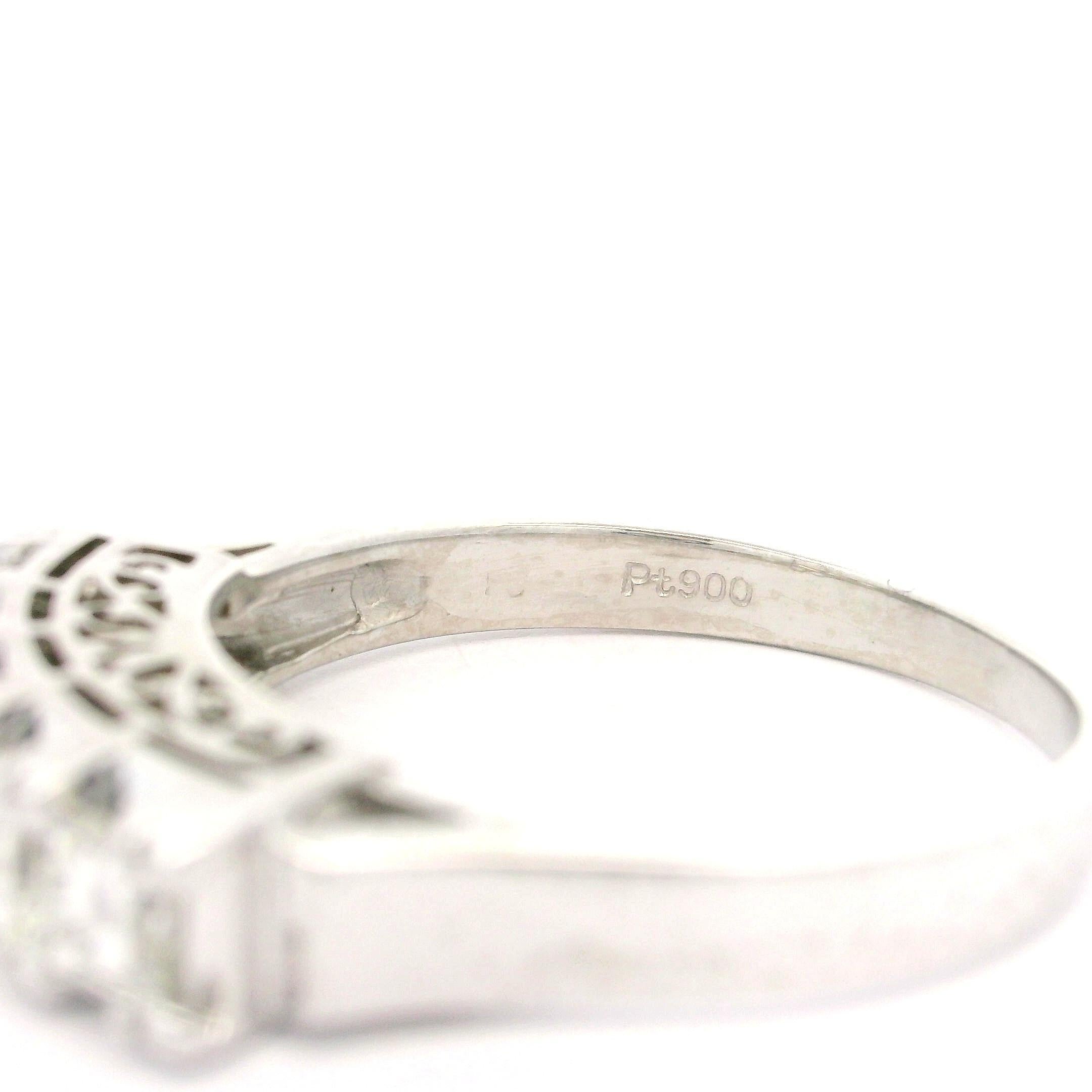 Anello vintage in platino 1,01ctw Carre Square Step Diamond 5 Stone Open Work Band in vendita 2
