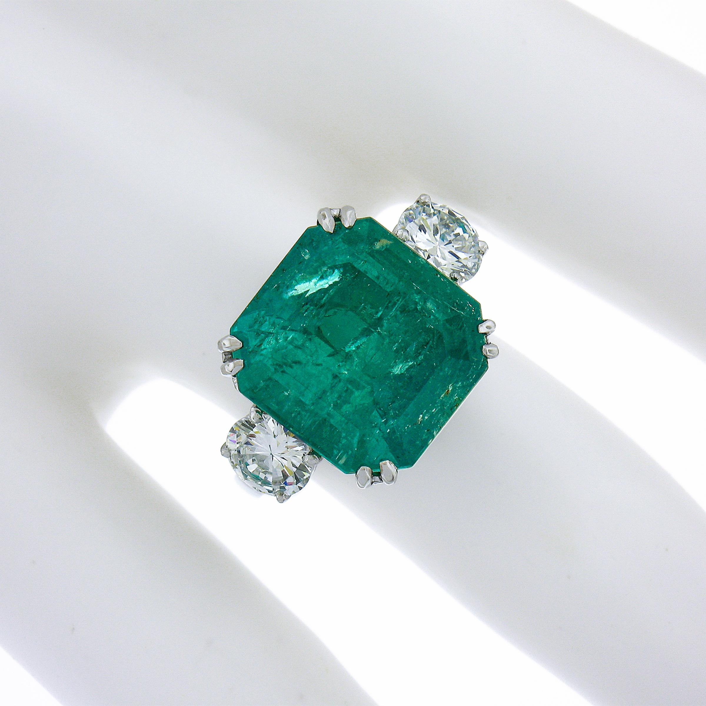 Vintage Platinum 10.31ct AGL Square Colombian Emerald w/ Diamond Cocktail Ring In Excellent Condition For Sale In Montclair, NJ