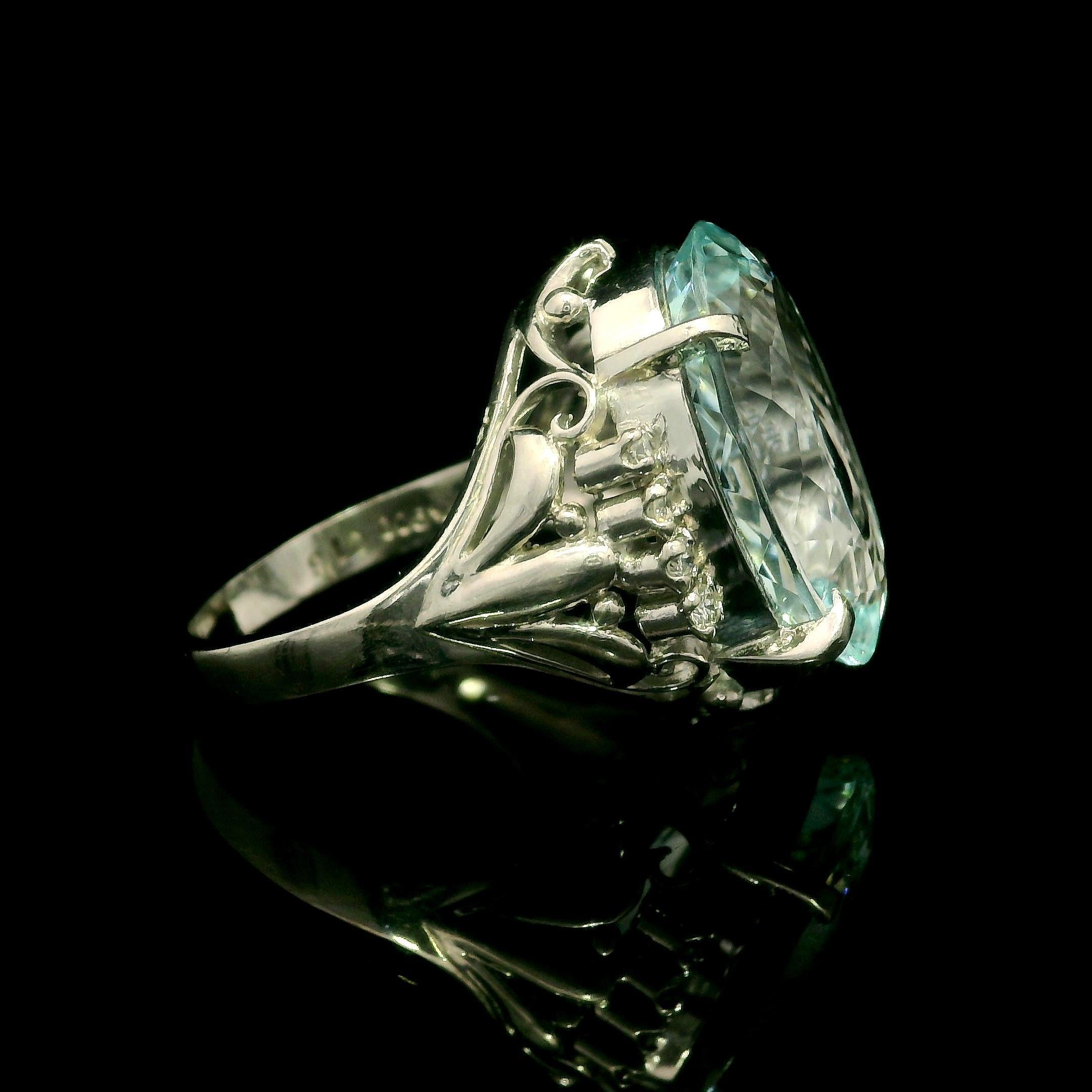 Vintage Platinum 10.85ctw Large Oval Aquamarine & Diamond Open Work Ring For Sale 1