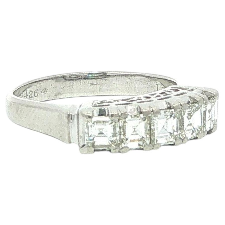 Vintage Platinum 1.08ctw Carre Step Cut Diamond 5 Stone Band Ring