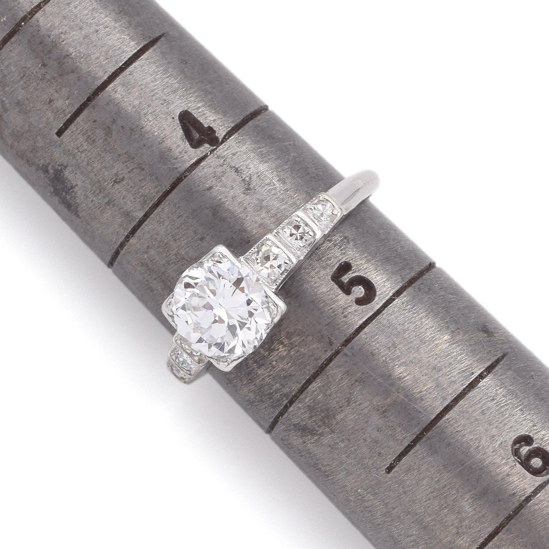 Vintage Platinum 1.12 Ct D SI1 Diamond Engagement Ring GIA en venta 3