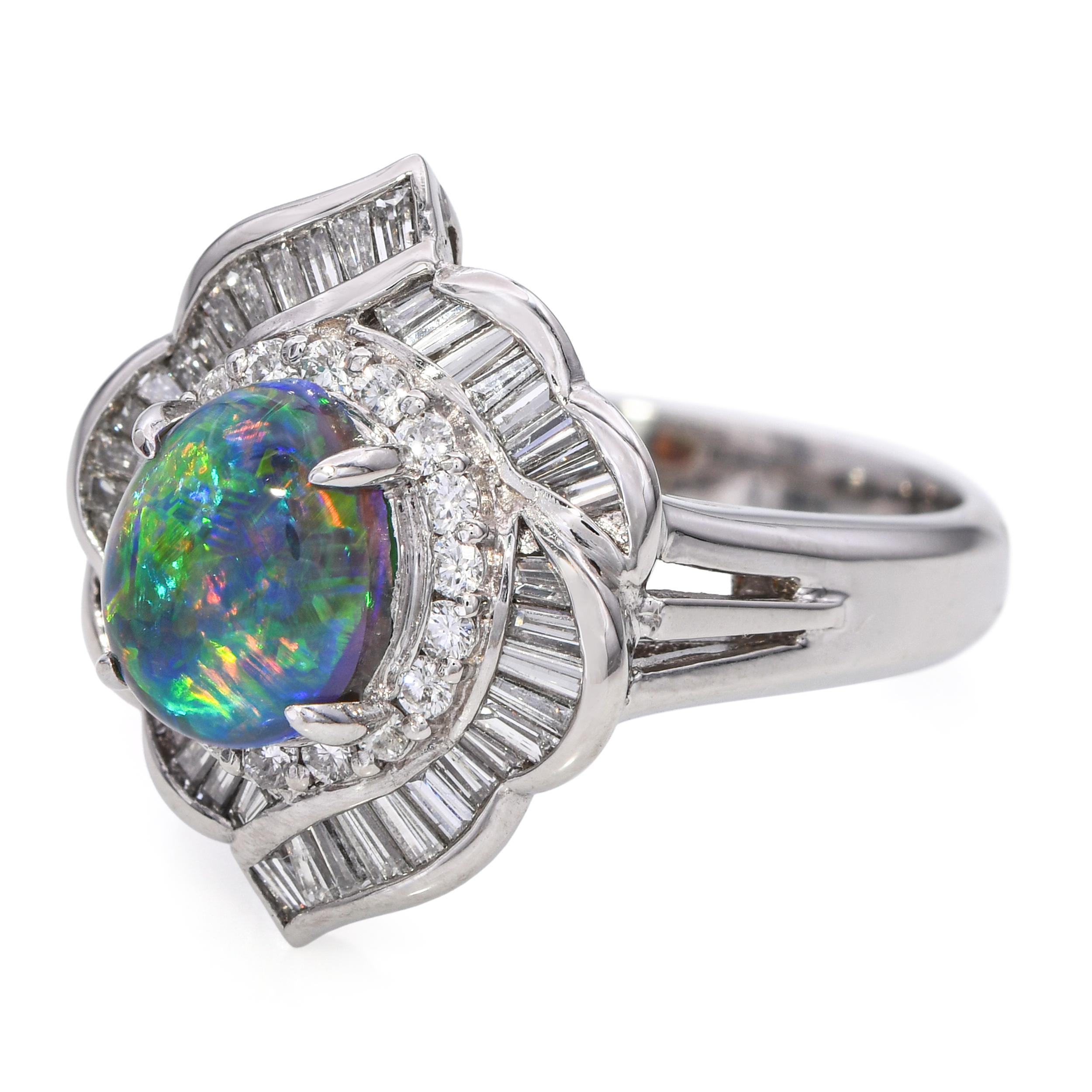 Anello d'epoca in platino da 1,15 ct B4 con cristallo nero, opale e diamanti In condizioni buone in vendita a New York, NY