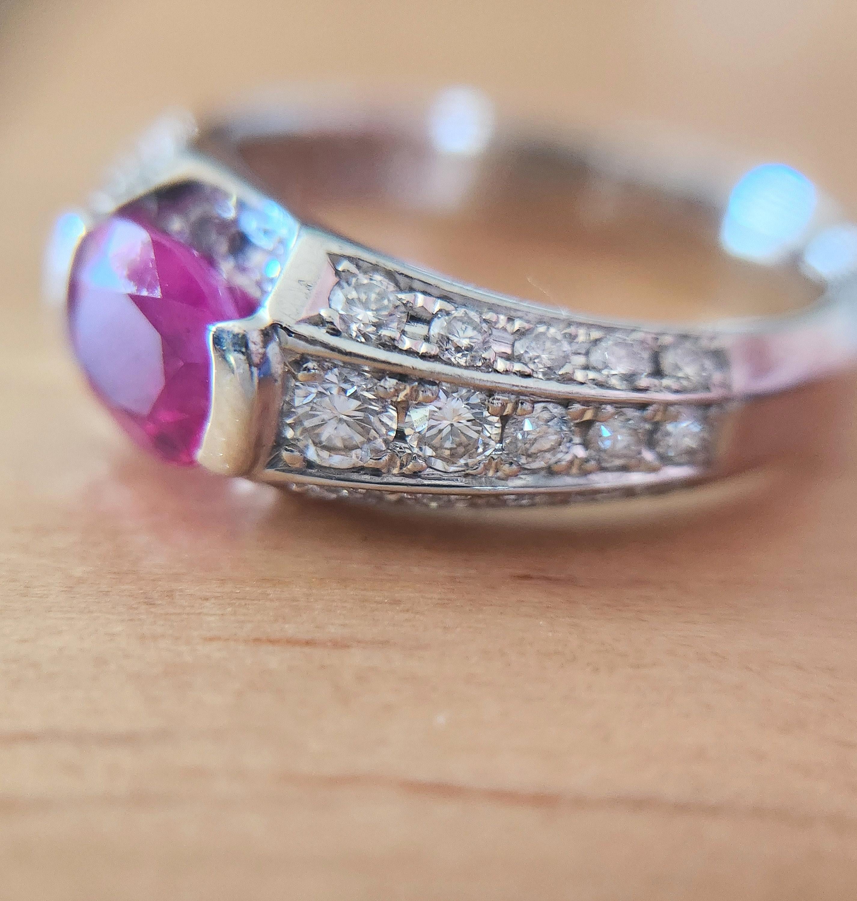 Oval Cut Vintage Platinum 1.17 Carat Burma Ruby and Diamond Ring For Sale