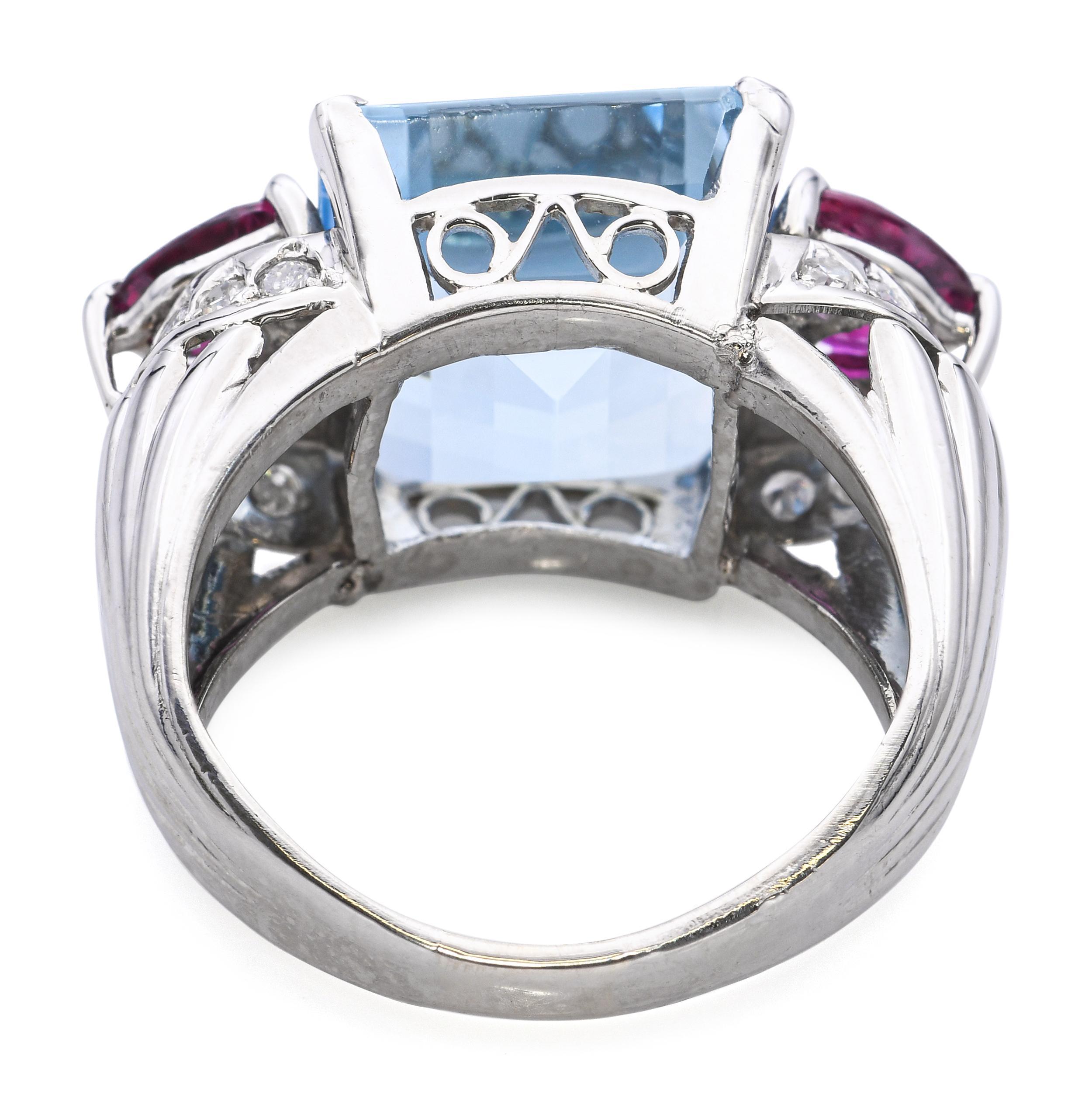 Donna Anello di platino vintage con acquamarina da 12,0ct e rubino da 1,10tcw in vendita