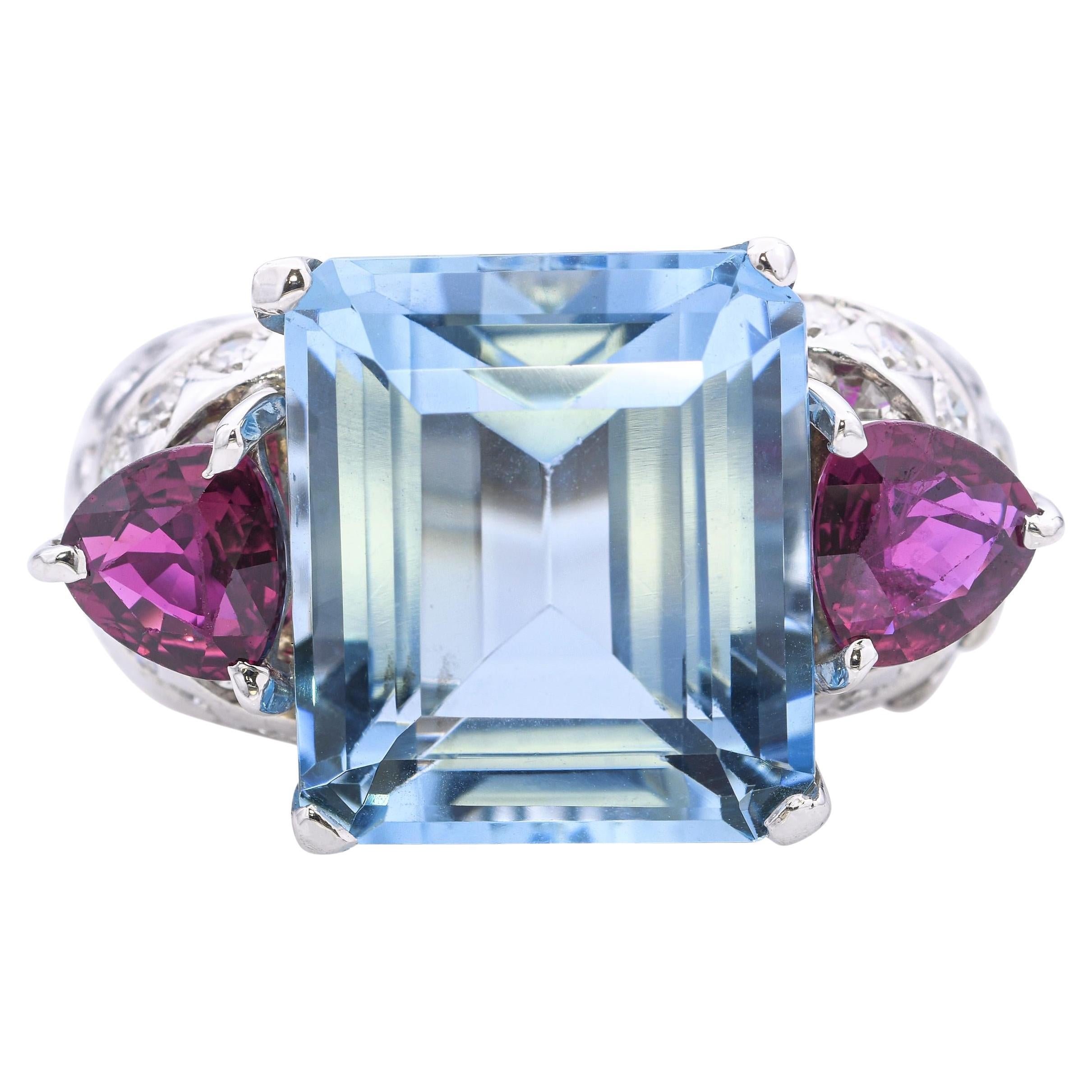 Anello di platino vintage con acquamarina da 12,0ct e rubino da 1,10tcw in vendita