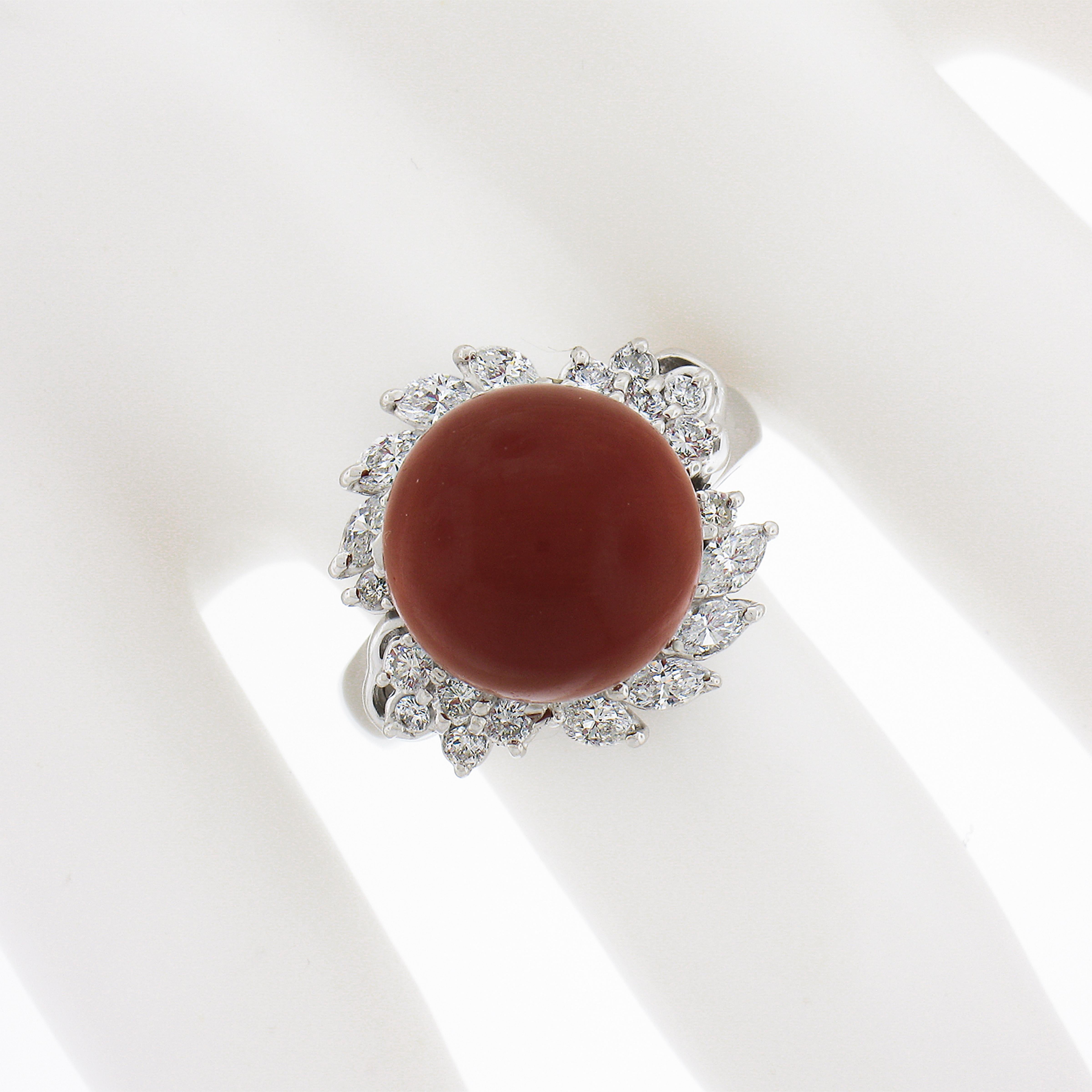 Vintage Platin 12,10 mm Koralle mit 0,81 Karat Diamant-Halo-Blumen-Cocktailring, Vintage im Zustand „Hervorragend“ im Angebot in Montclair, NJ