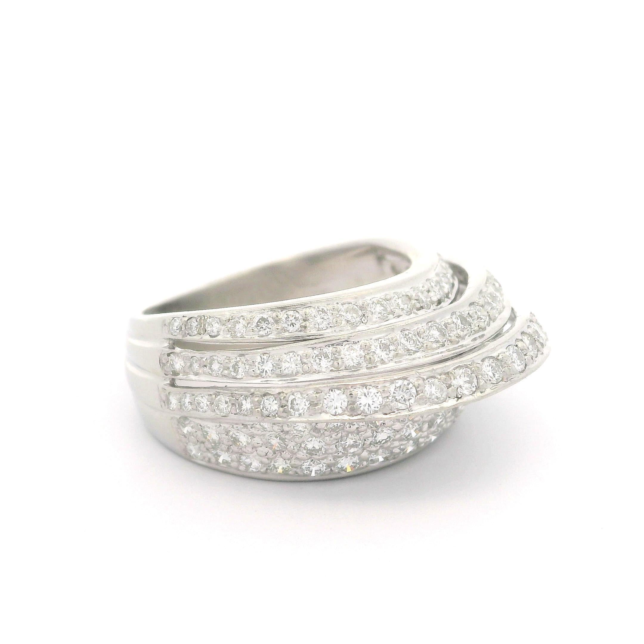 Bague cocktail de style empilable en platine avec diamants pavés de 1,25 ctw en vente 7