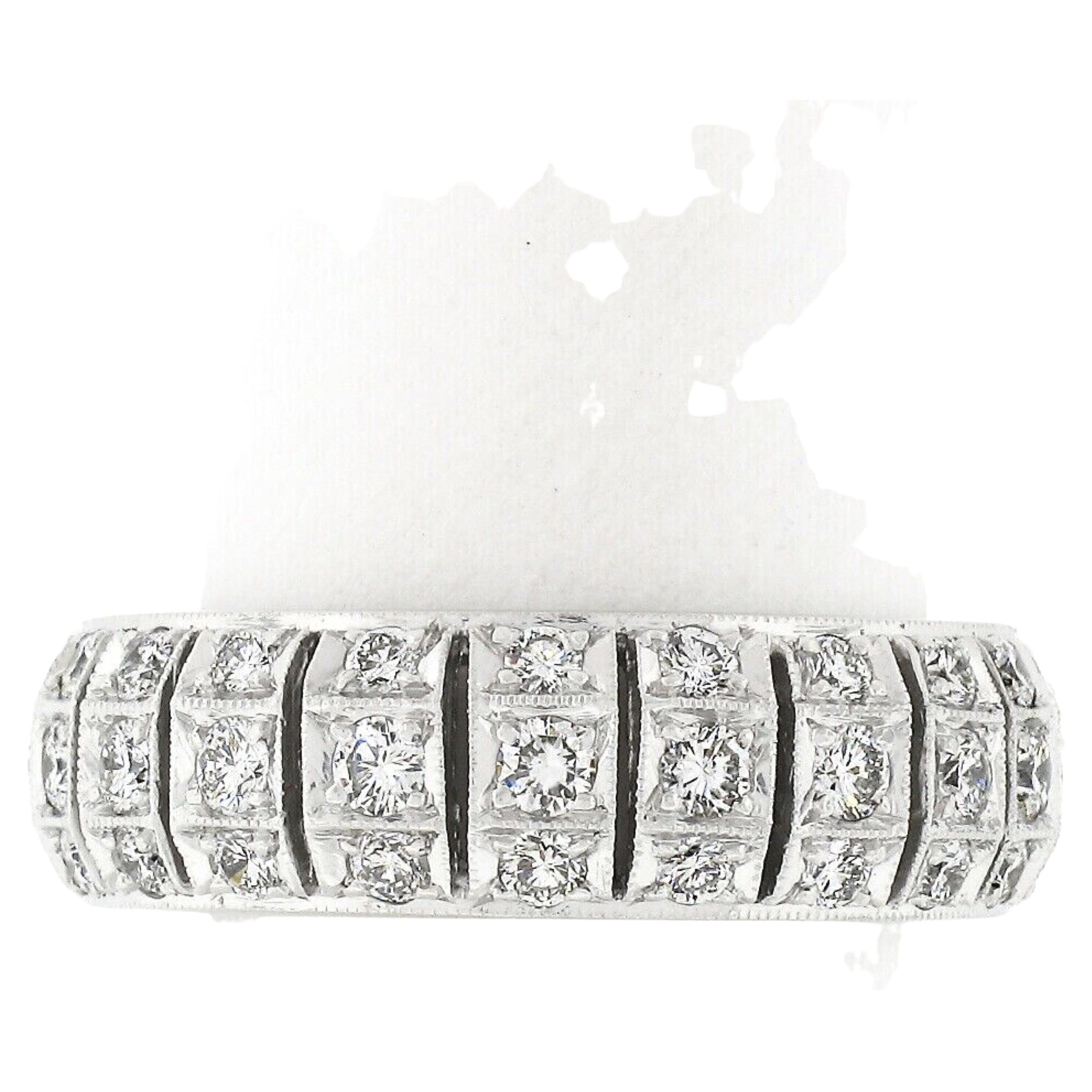 Eternity-Ring aus Platin mit 1,30 Karat Diamant gewölbte durchbrochene Verzierung & Milgrain