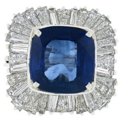 Handgefertigter Ballerina-Ring aus Platin mit 13,66 Karat Gia-Saphir im Kissenschliff und Diamanten