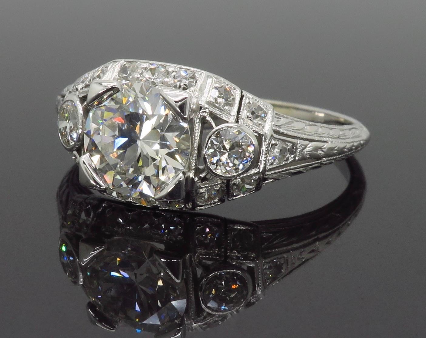 Round Cut Vintage Platinum 1.40 Carat Diamond Engagement Ring