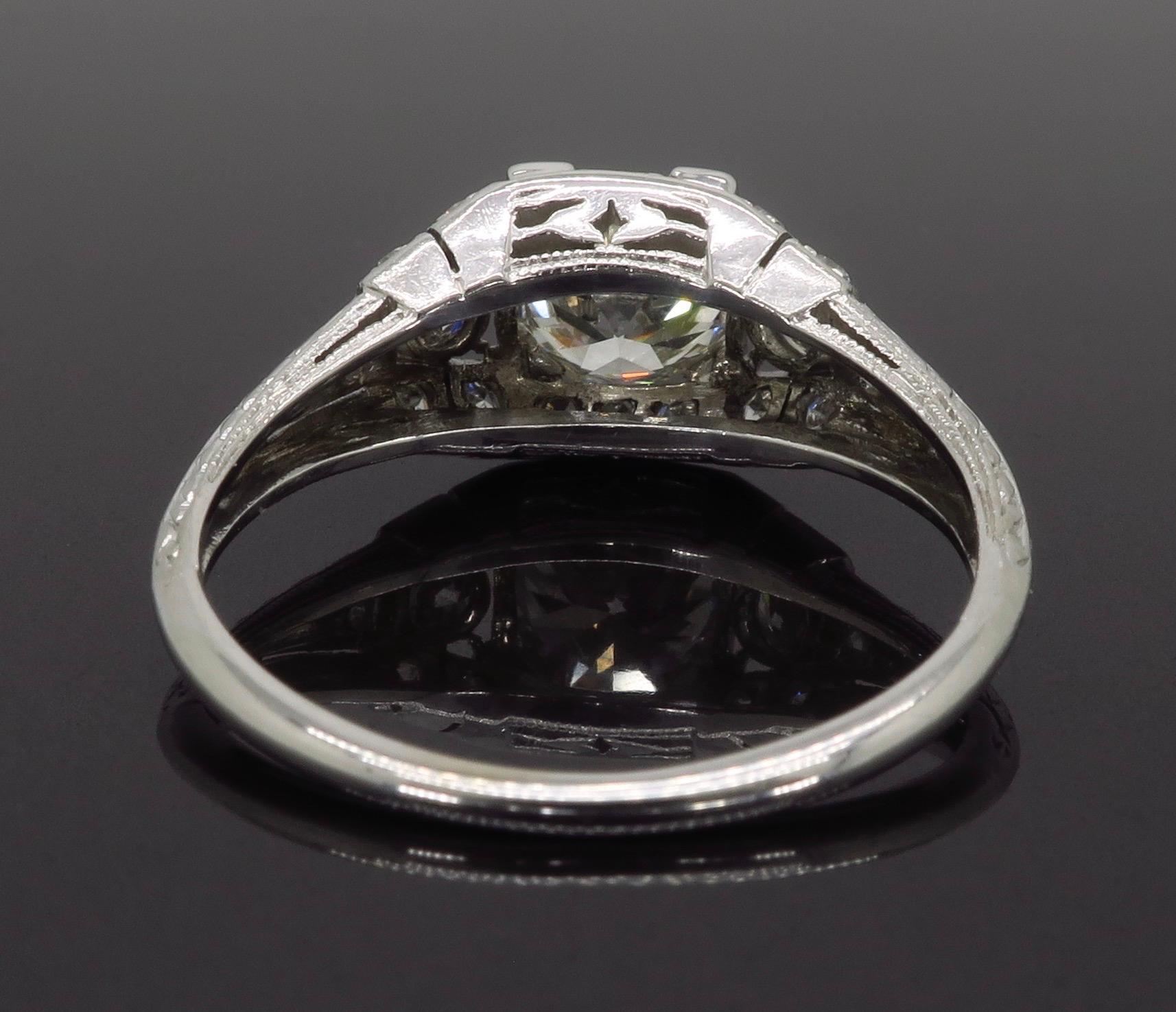 Women's or Men's Vintage Platinum 1.40 Carat Diamond Engagement Ring