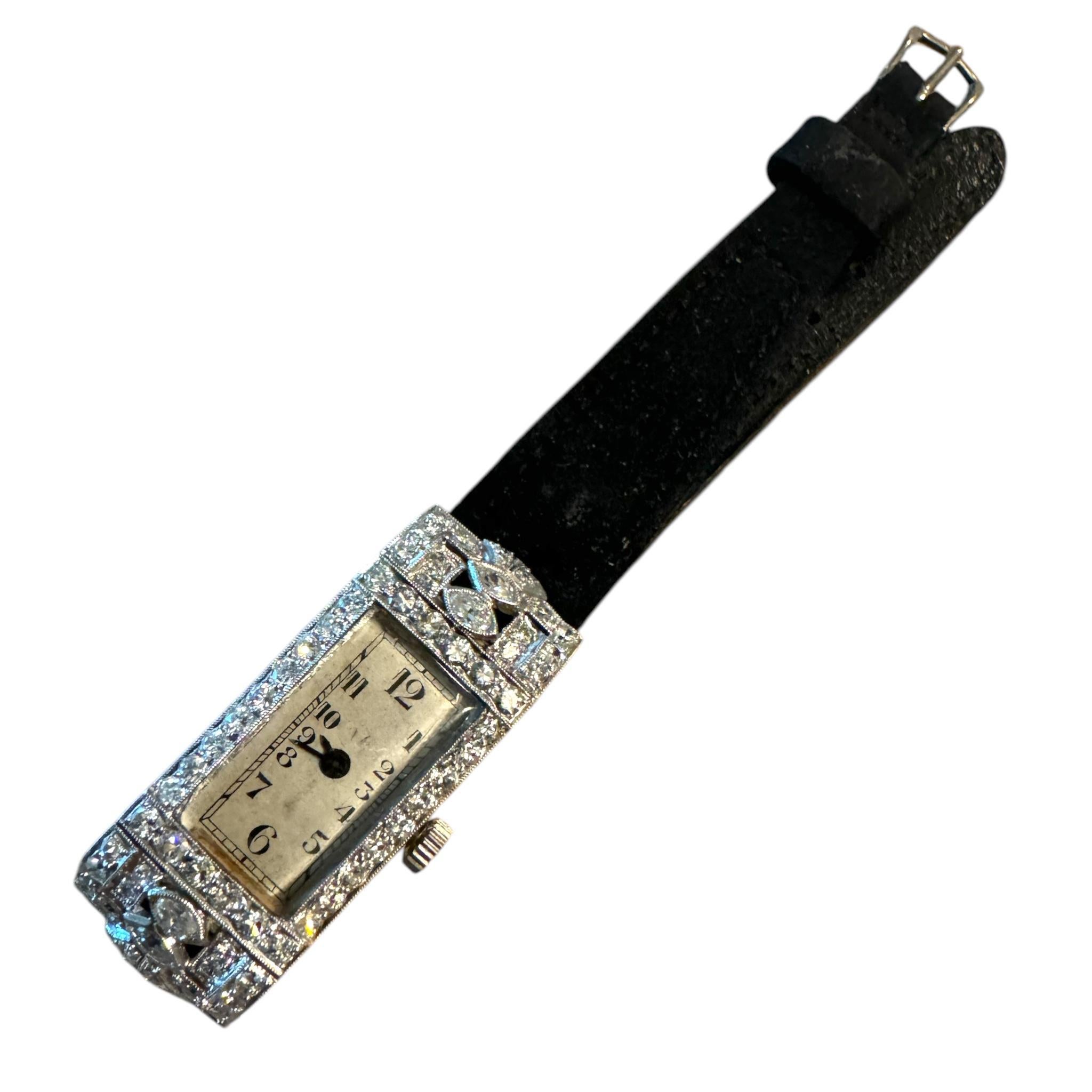Montre vintage en platine avec diamants 1,5 carat sur bracelet de montre en velours Pour femmes en vente