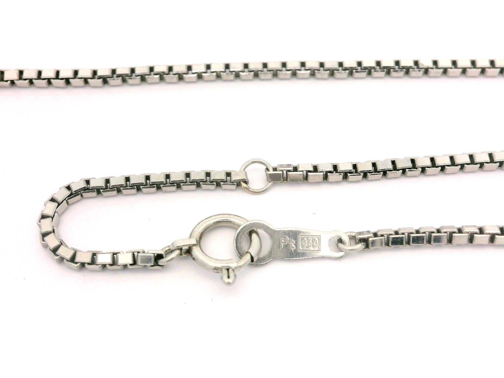 Material: Solid Platinum
Weight: 8.25 Grams
Chain Type: 16
