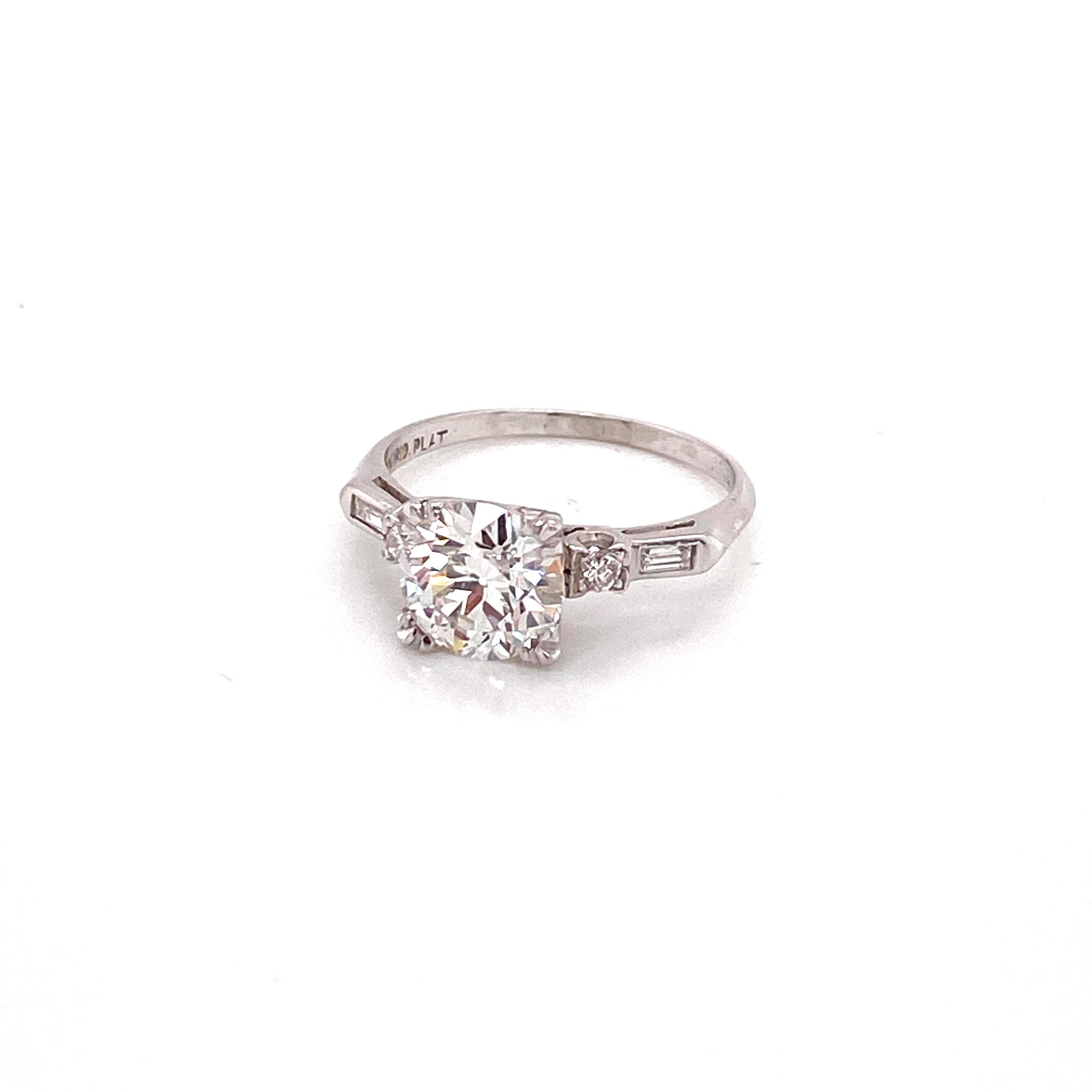 Vintage Platinum 1950s 1.90 Carat Diamond Engagement Ring For Sale 1