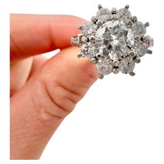 Vintage Platin, 1980er Jahre 1,35 Karat Diamant Gänseblümchen-Cluster-Ring
