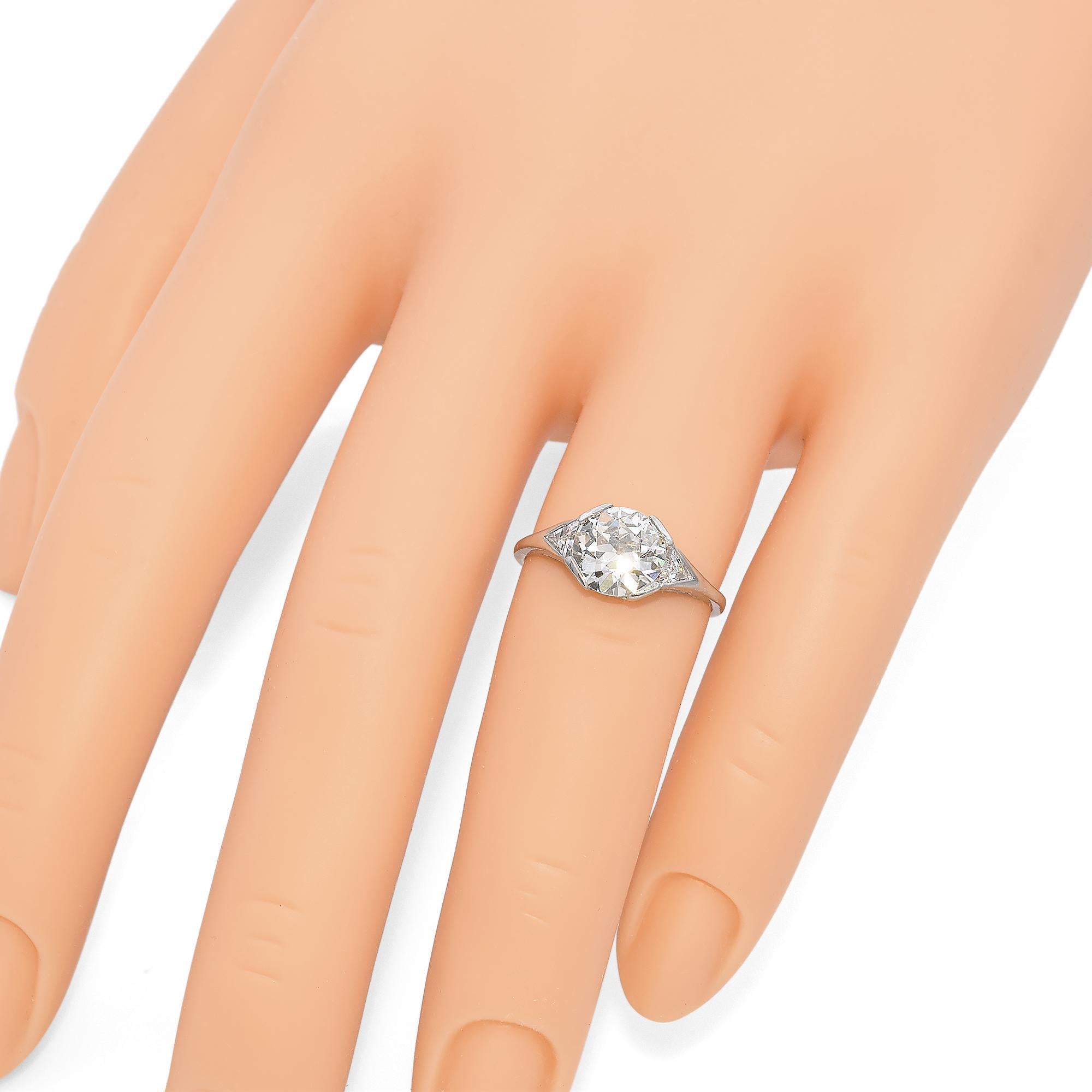 Verlobungsring, Vintage Platin 2,03 TCW Old Euro Cut Diamant & Trillion Verlobungsring GIA 2