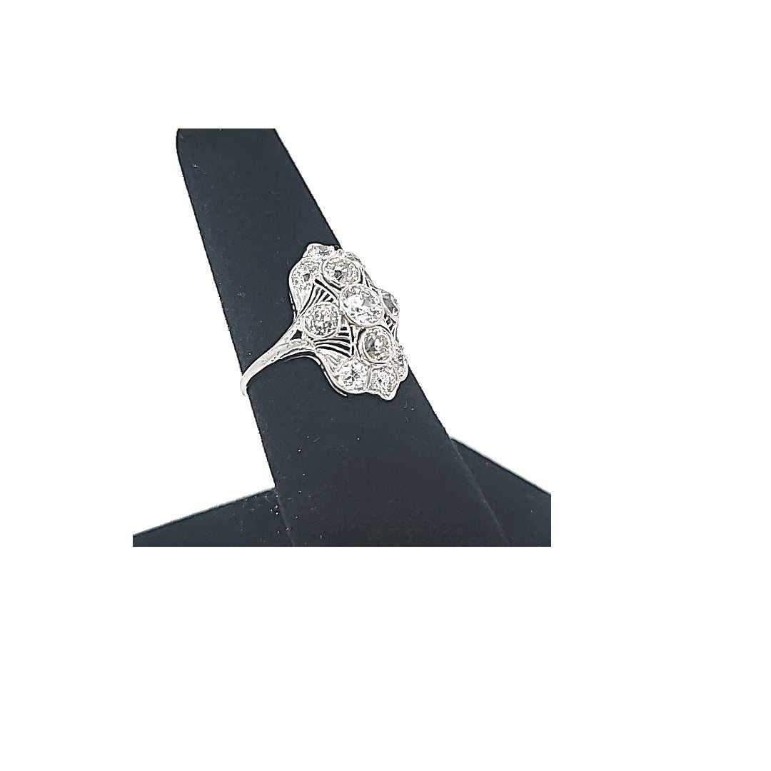 Vintage Platinum 2.15 Carat Diamond Art Deco Ring For Sale 1