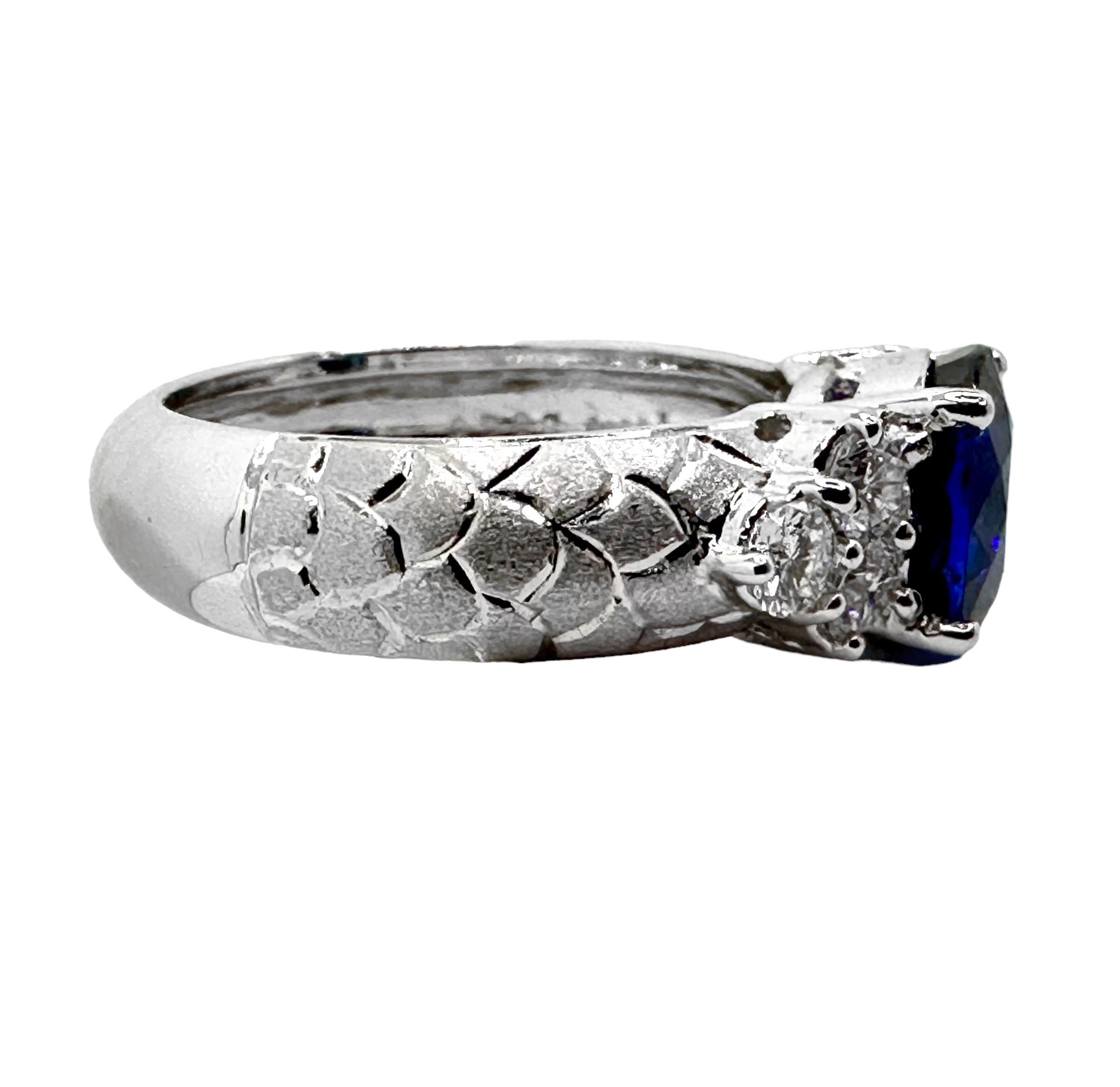 Platinring mit blauem Saphir und Diamant in ovaler Form, 2,33 Karat im Angebot 1