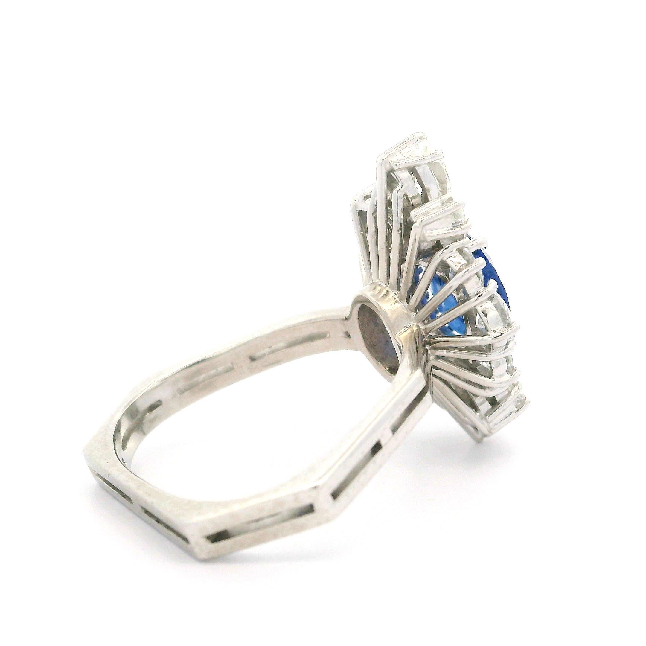 Vintage Platinum 2.4ctw GIA Royal Blue Sapphire & Diamond Geometric Shank Ring For Sale 5