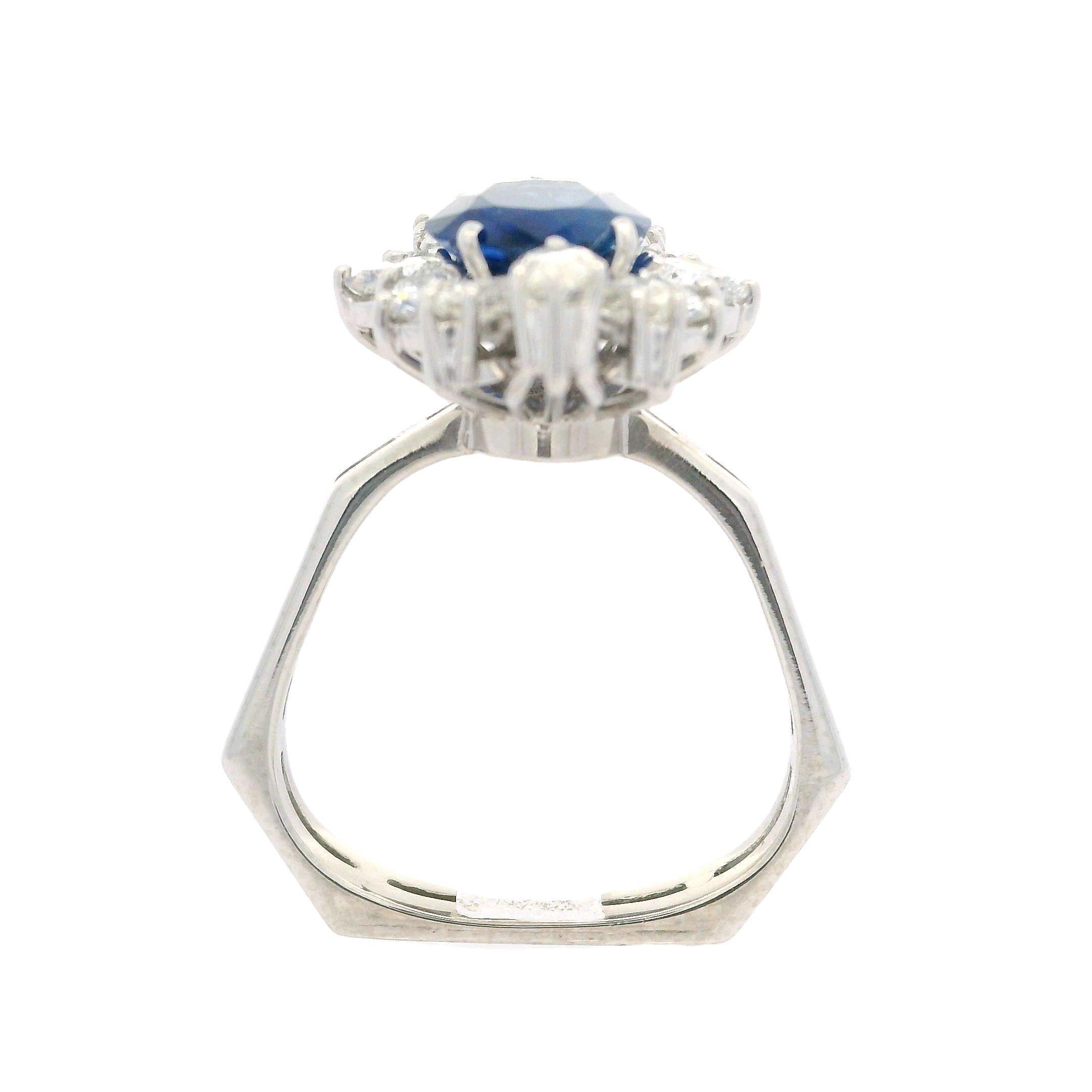 Women's Vintage Platinum 2.4ctw GIA Royal Blue Sapphire & Diamond Geometric Shank Ring For Sale