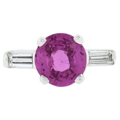 Bague vintage en platine avec saphir rose-violet rond de 2,51 carats certifié GIA sans chaleur et diamants