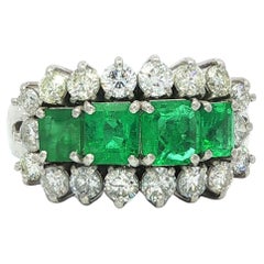 Vintage Platin 2,66ctw abgestufte Smaragde & Diamant Frame Band Ring